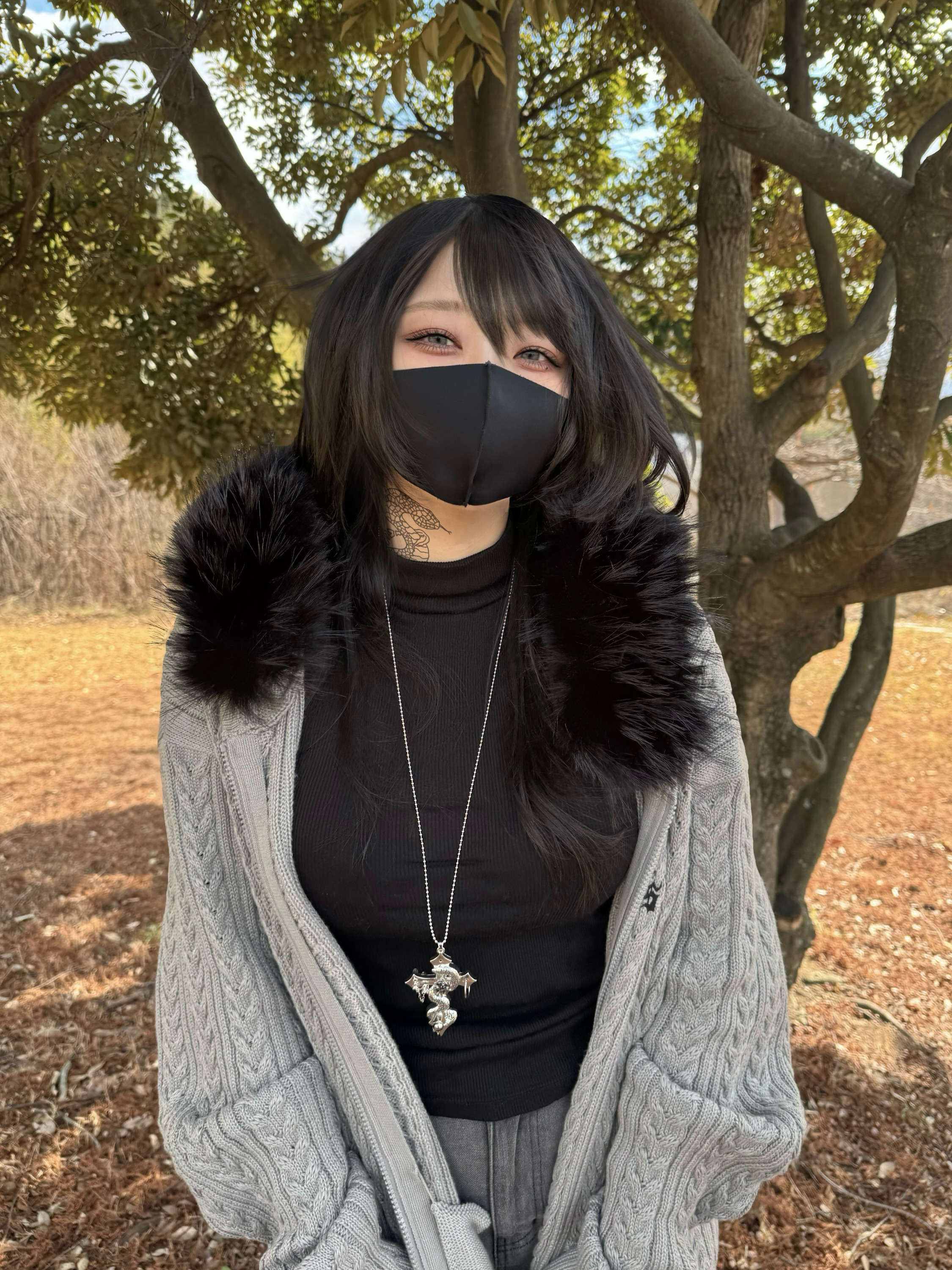 gibous cable knit logo fur hoodie gray