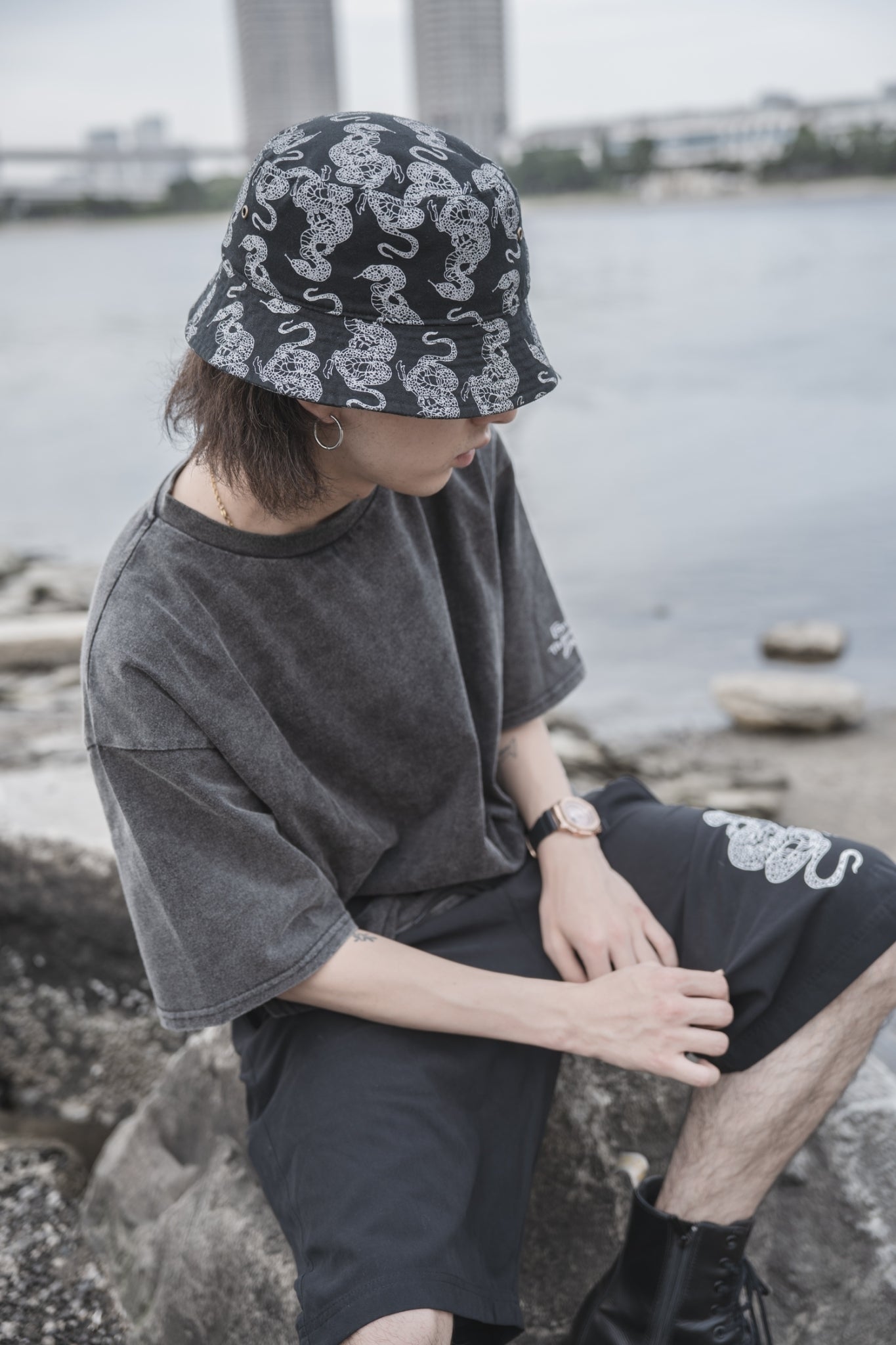 gibous snake scorpion pattern bucket hat