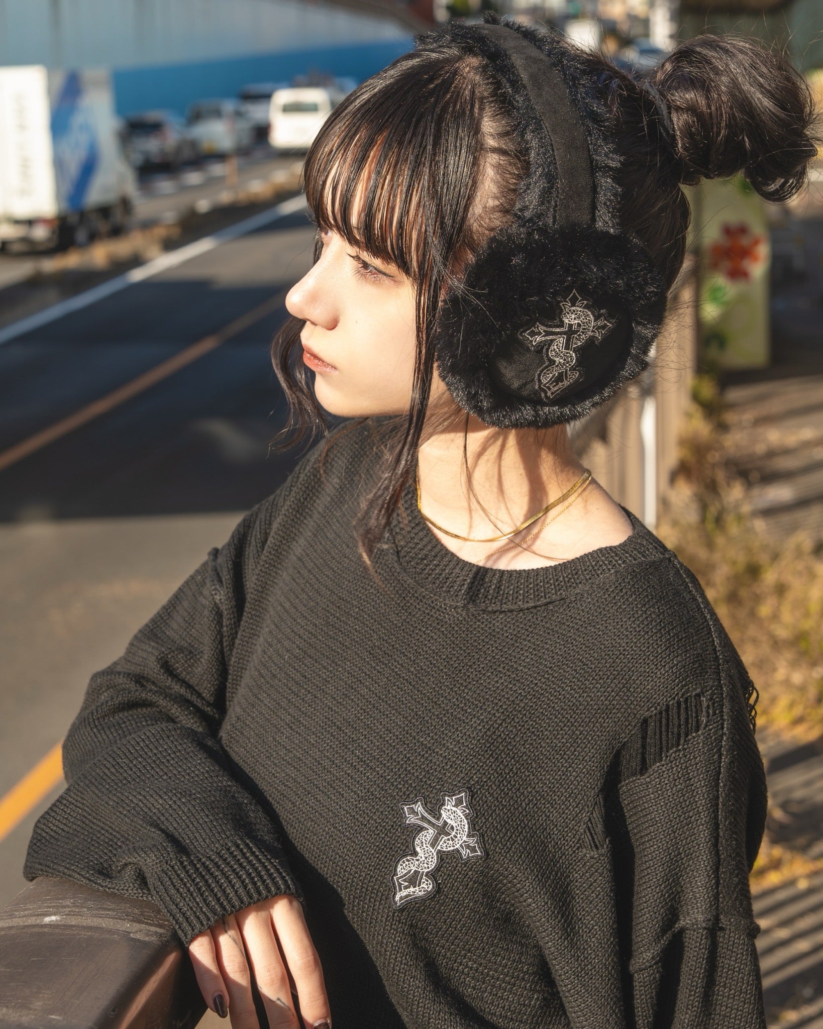 gibous snake cross black fur earflap