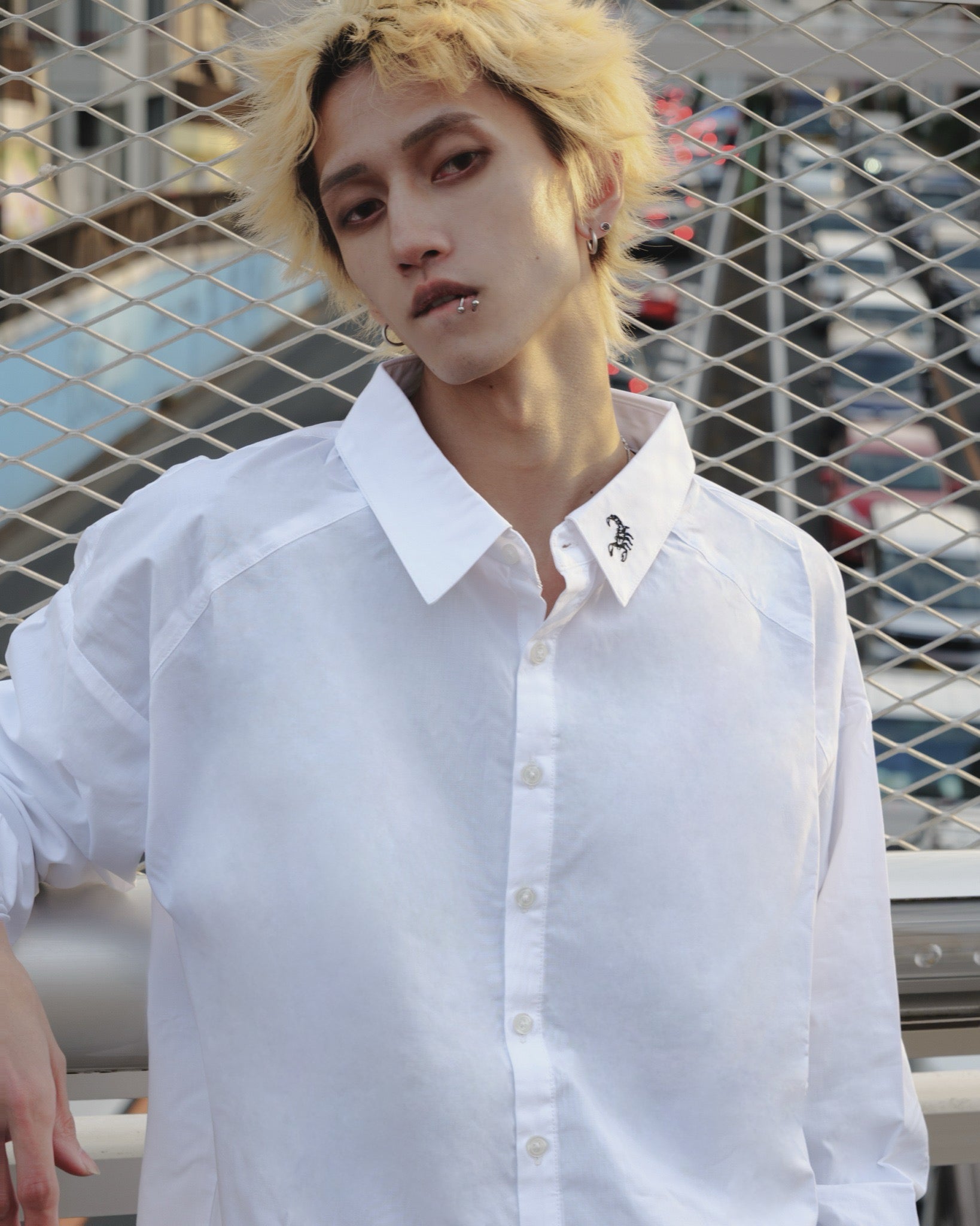 【再販】gibous scorpion shirt white