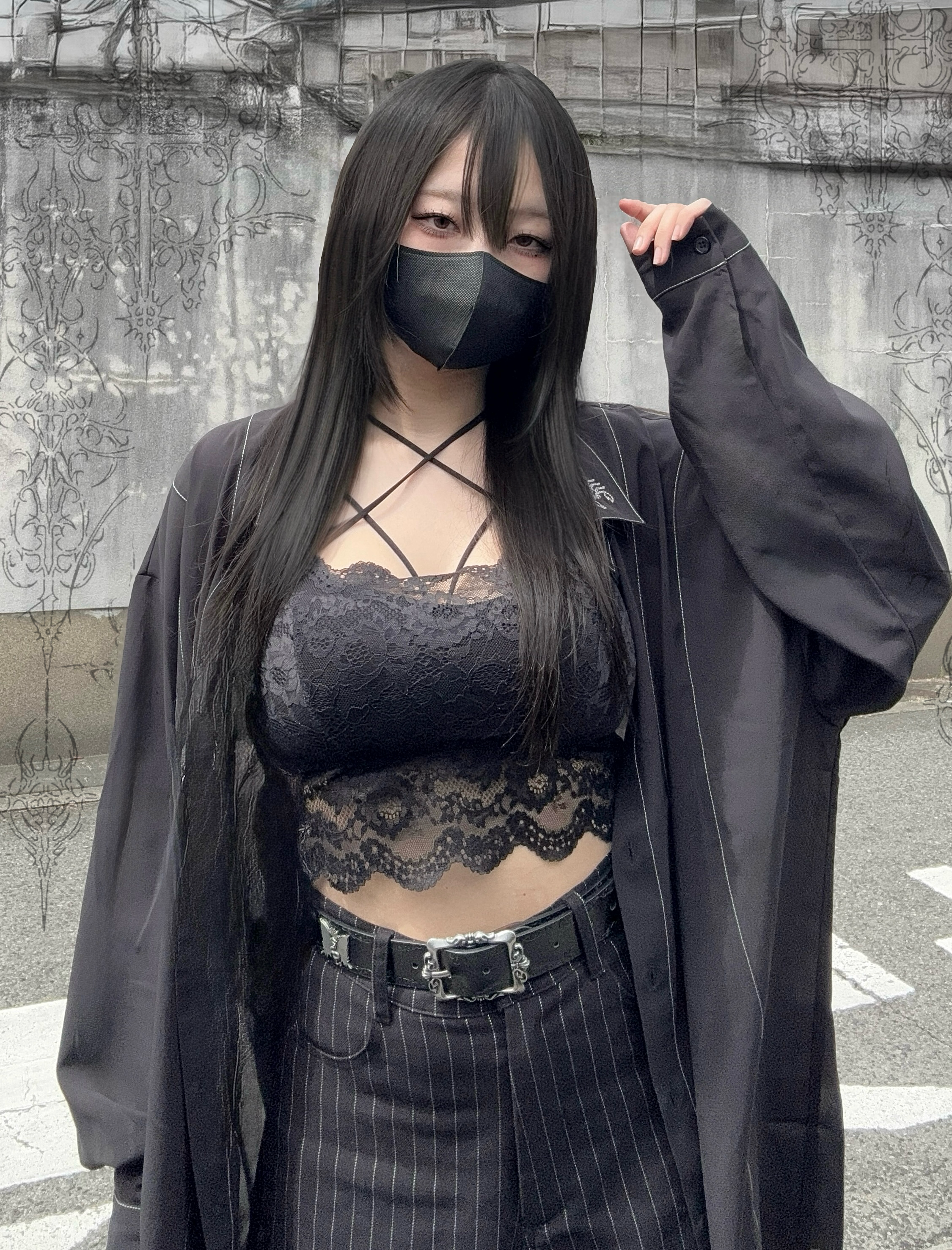 gibous sheer stitch scorpion shirt