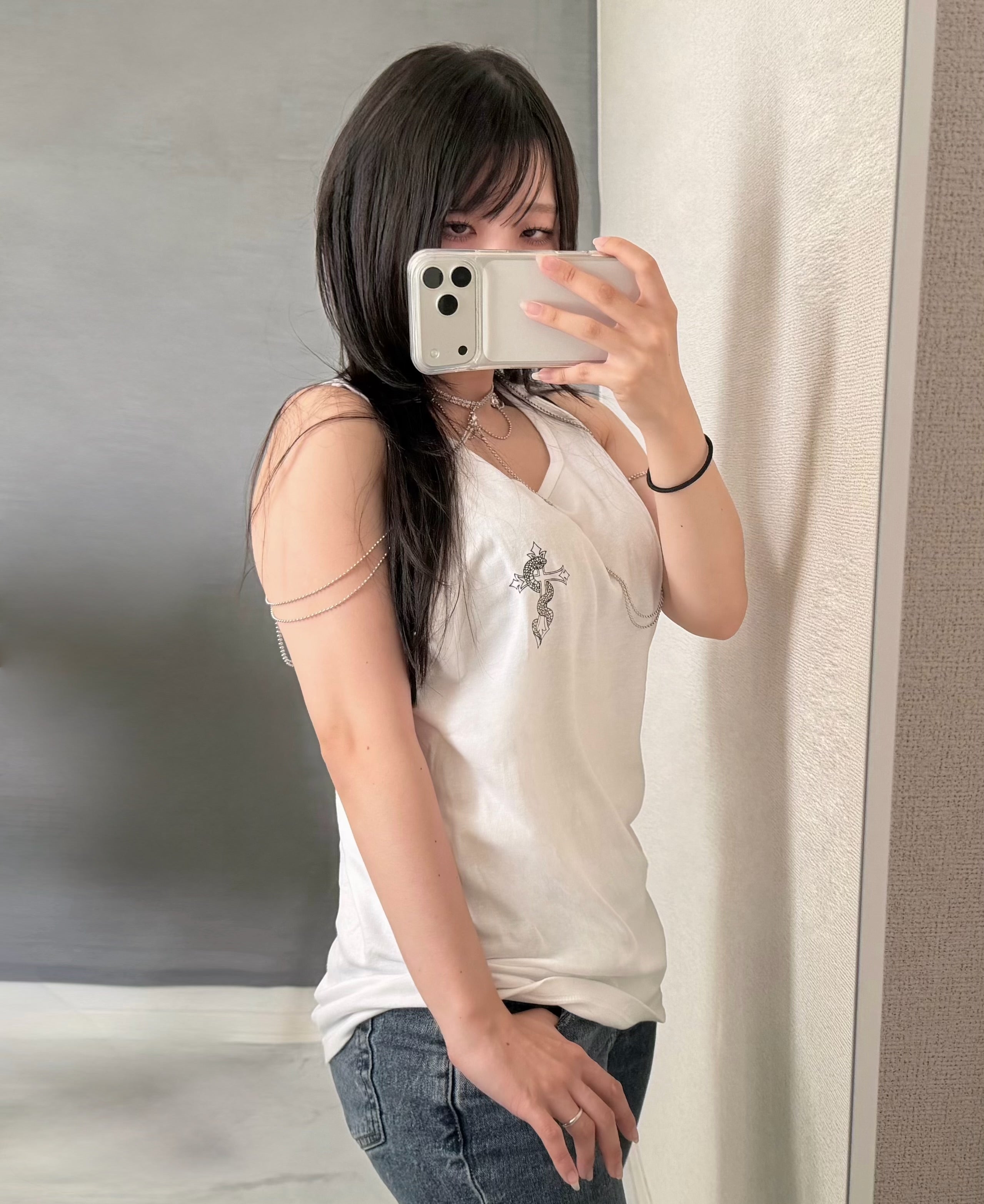 gibous snake cross tanktop white