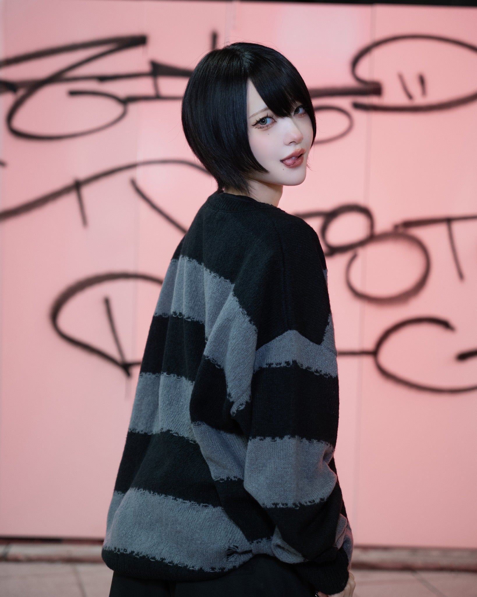 [转售]凸状蝎子镶边针织衫