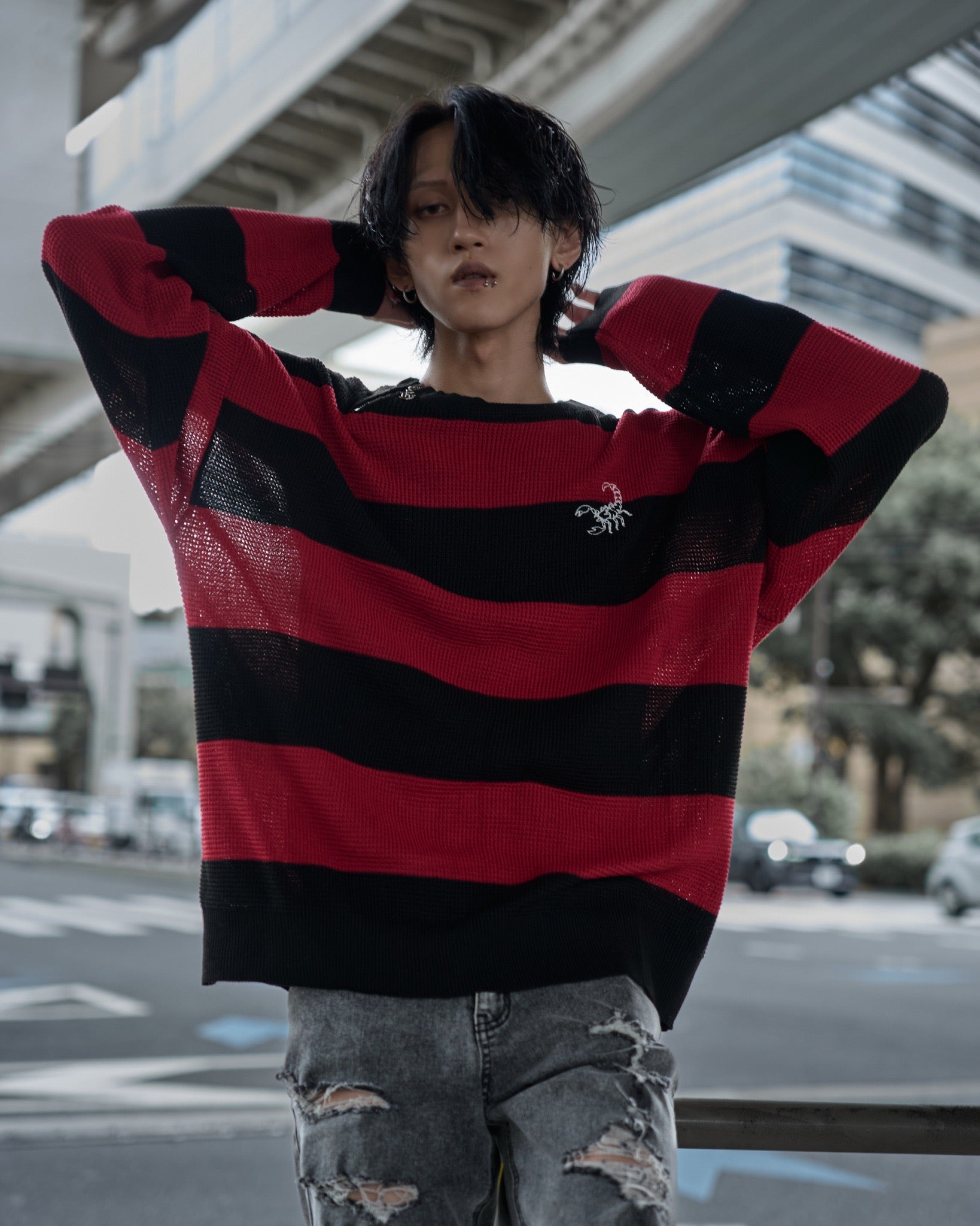 gibous scorpion mesh chuck border tops red×black