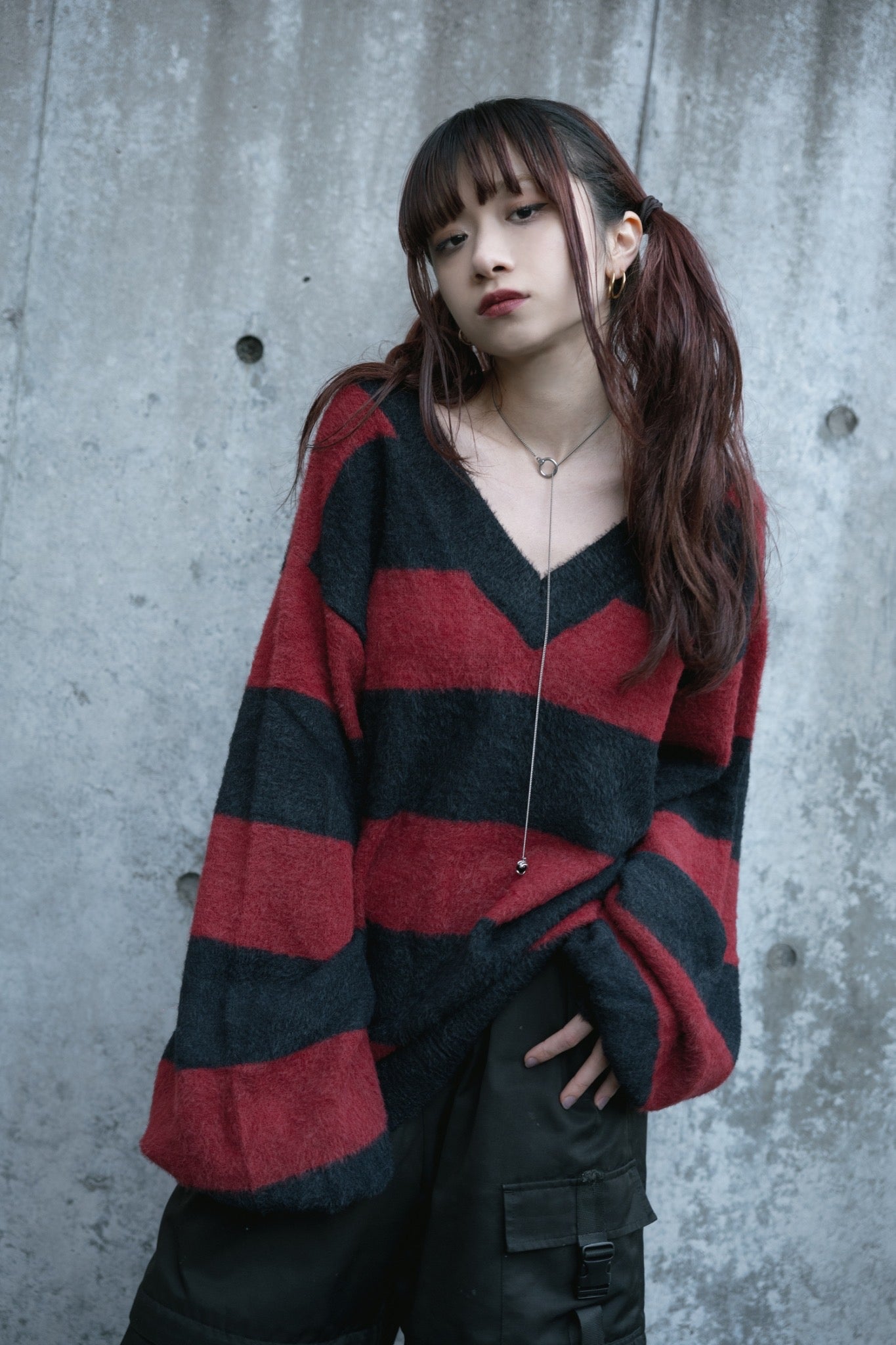 gibous shaggy border knit black×red