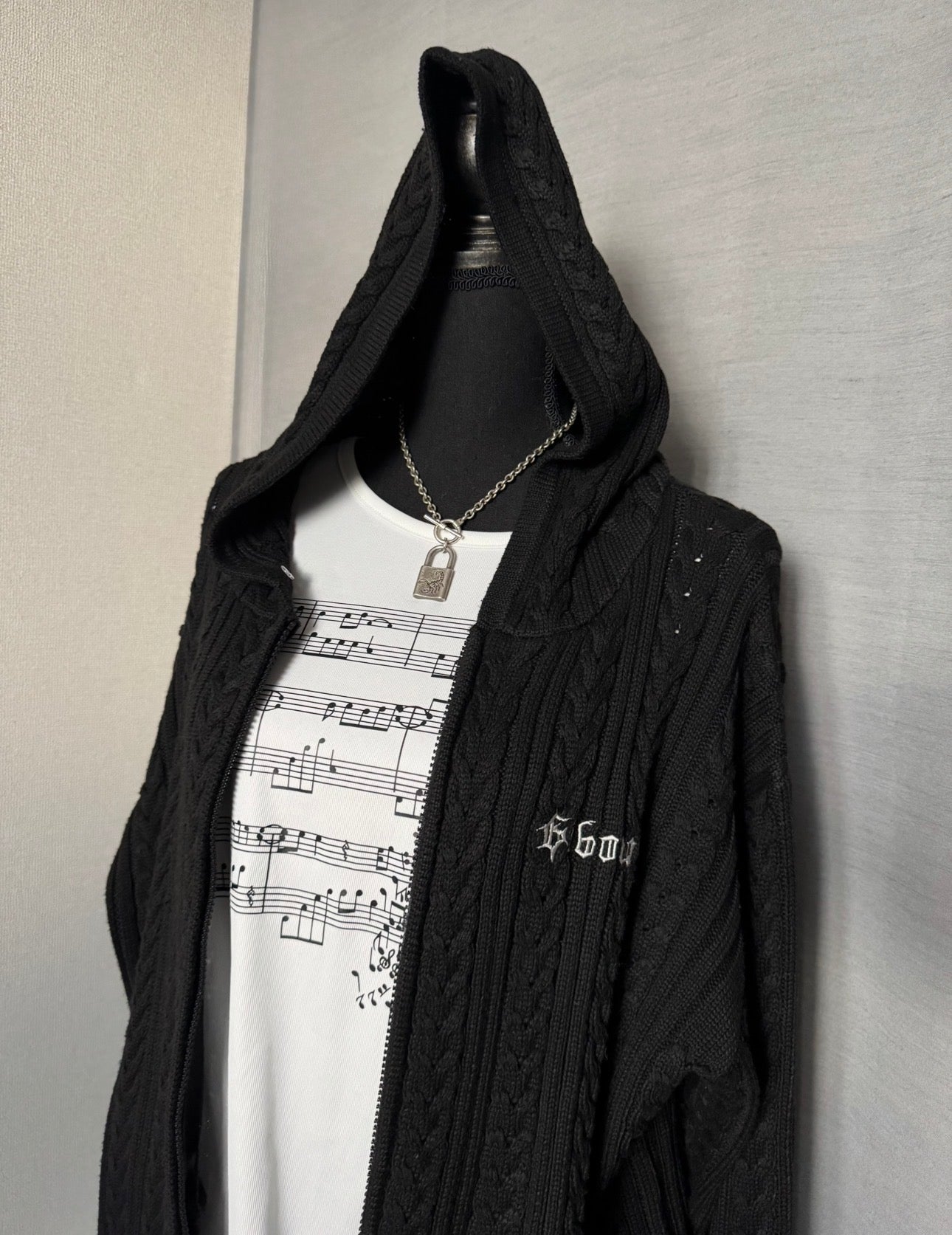 gibous cable knit logo fur hoodie black