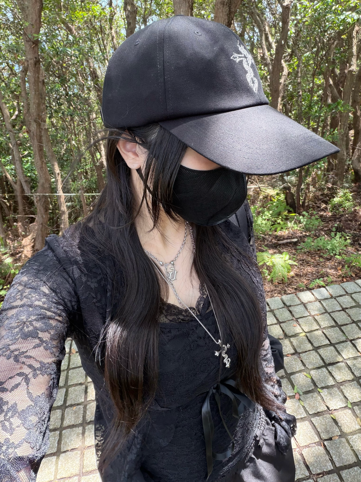 gibous snake cross long bill cap black