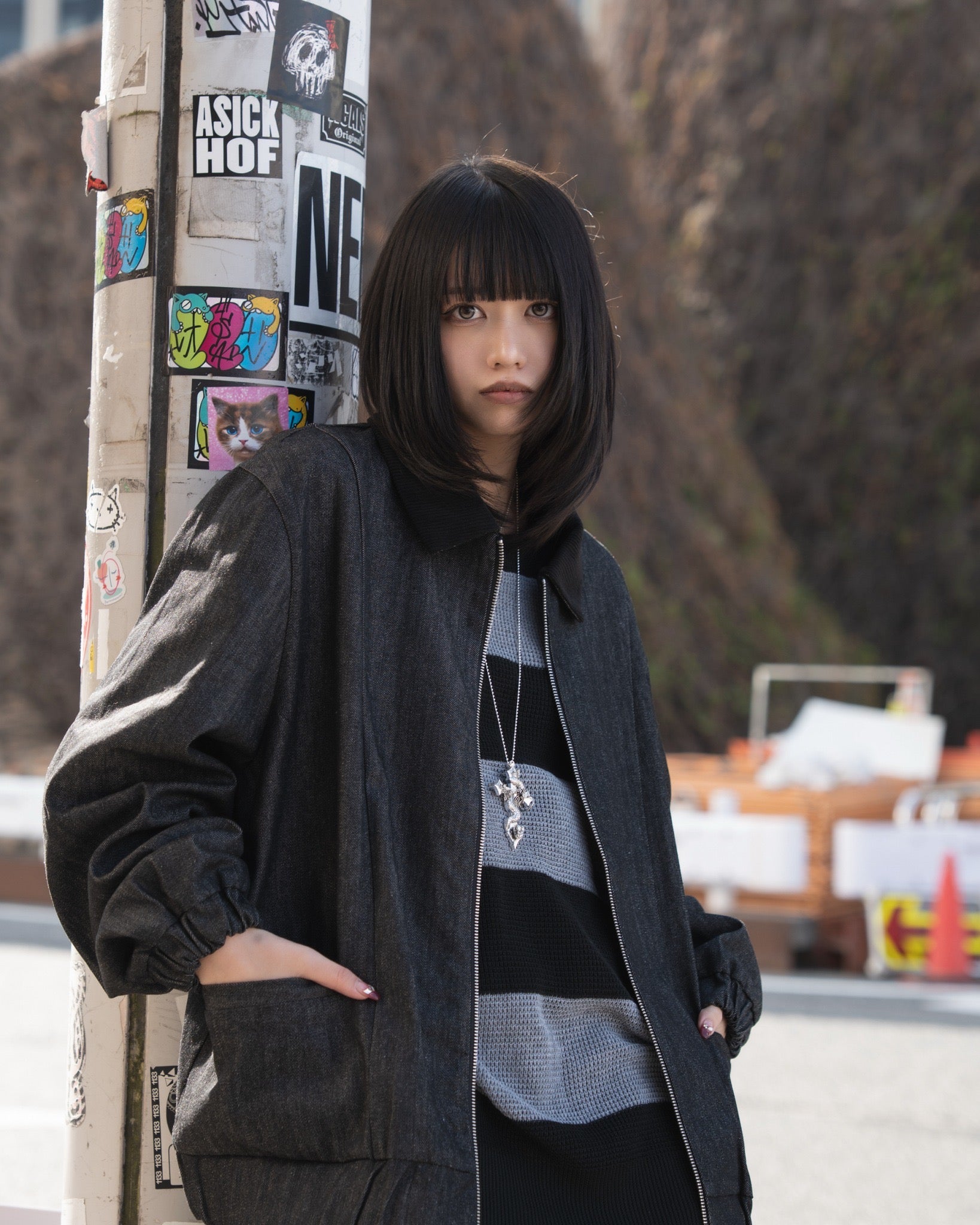 gibous snake cross corduroy denim jacket