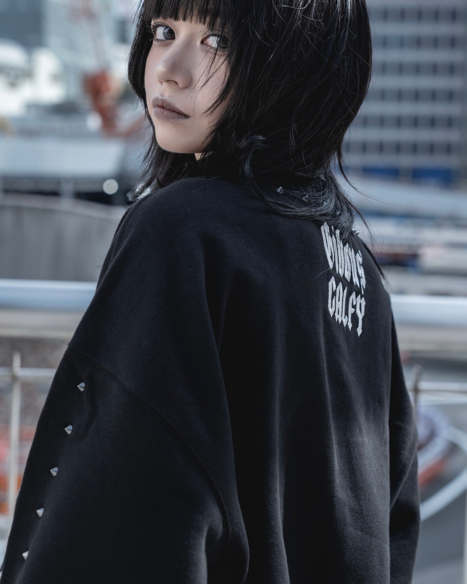 【受注生産】gibous×GALFY snake dog damage studs trainer black