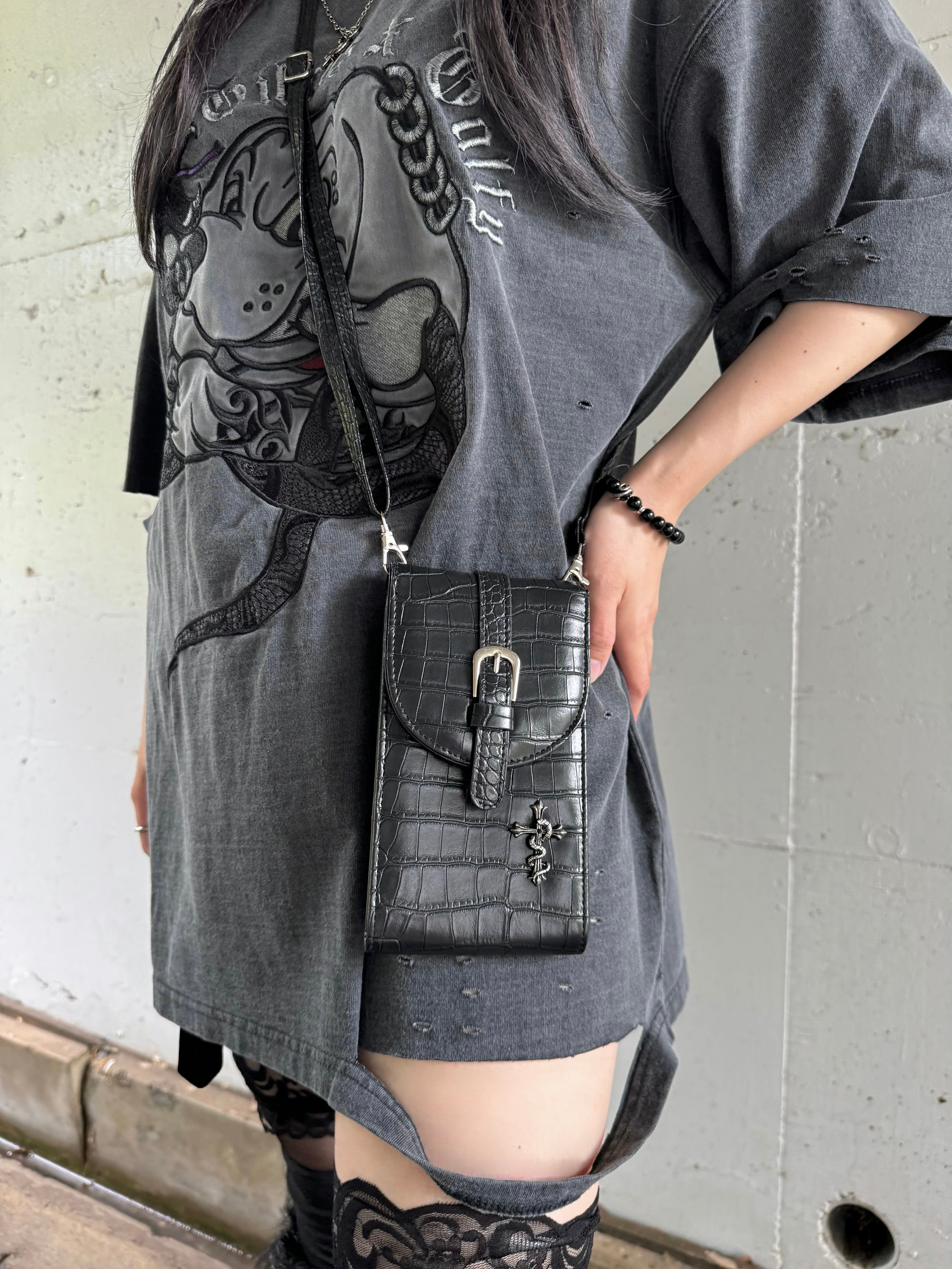 gibous snake cross smartphone shoulder bag