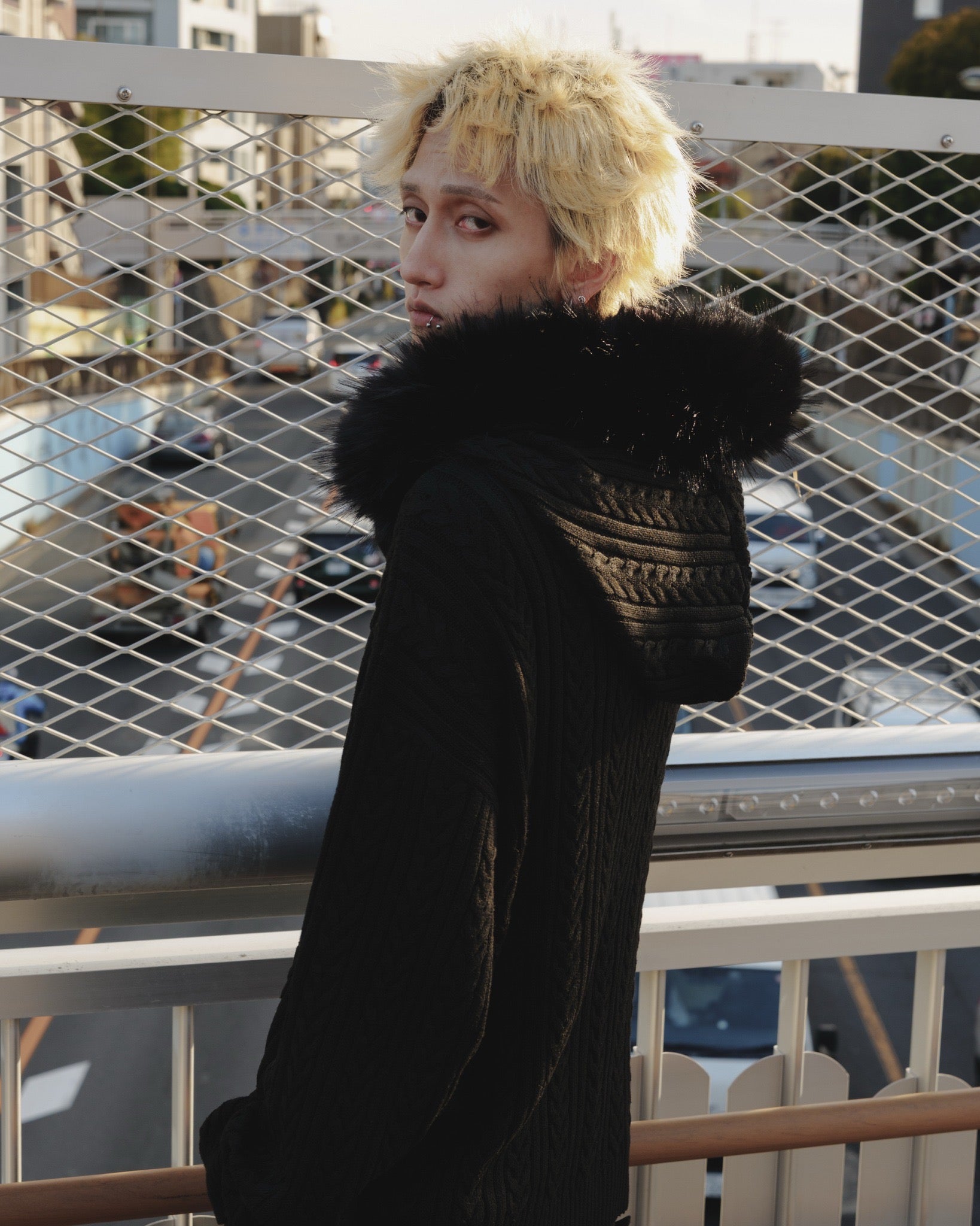 gibous cable knit logo fur hoodie black