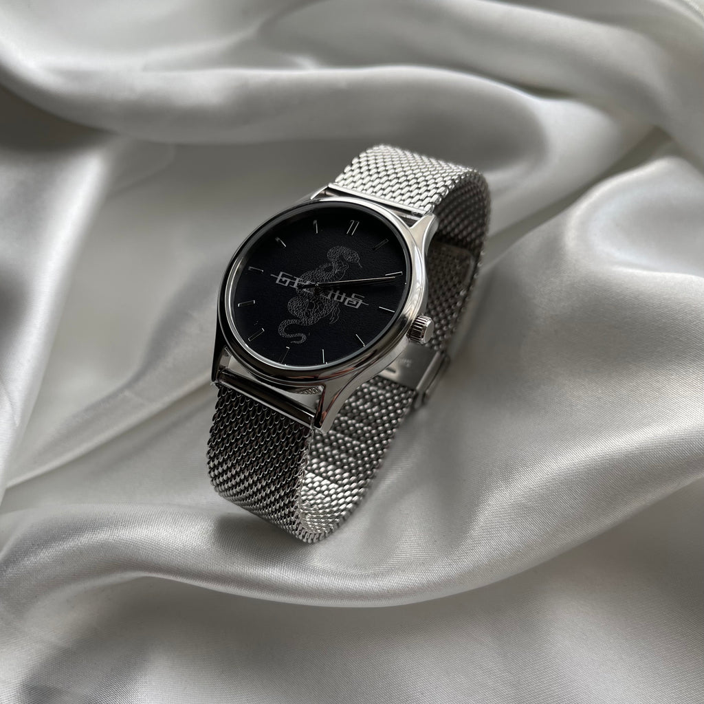 再販】gibous snake scorpion stainless steel belt watch