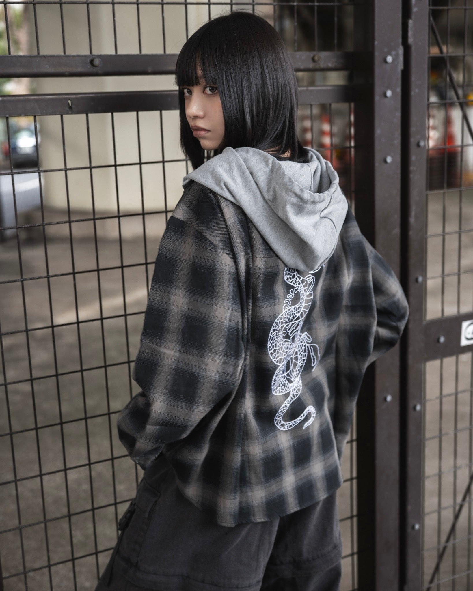 【再販】gibous snake scorpion check shirt hoodie