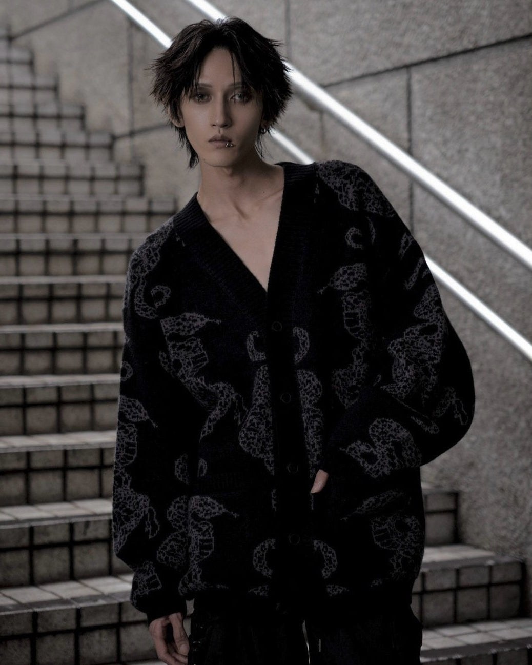 gibous snake scorpion pattern cardigan