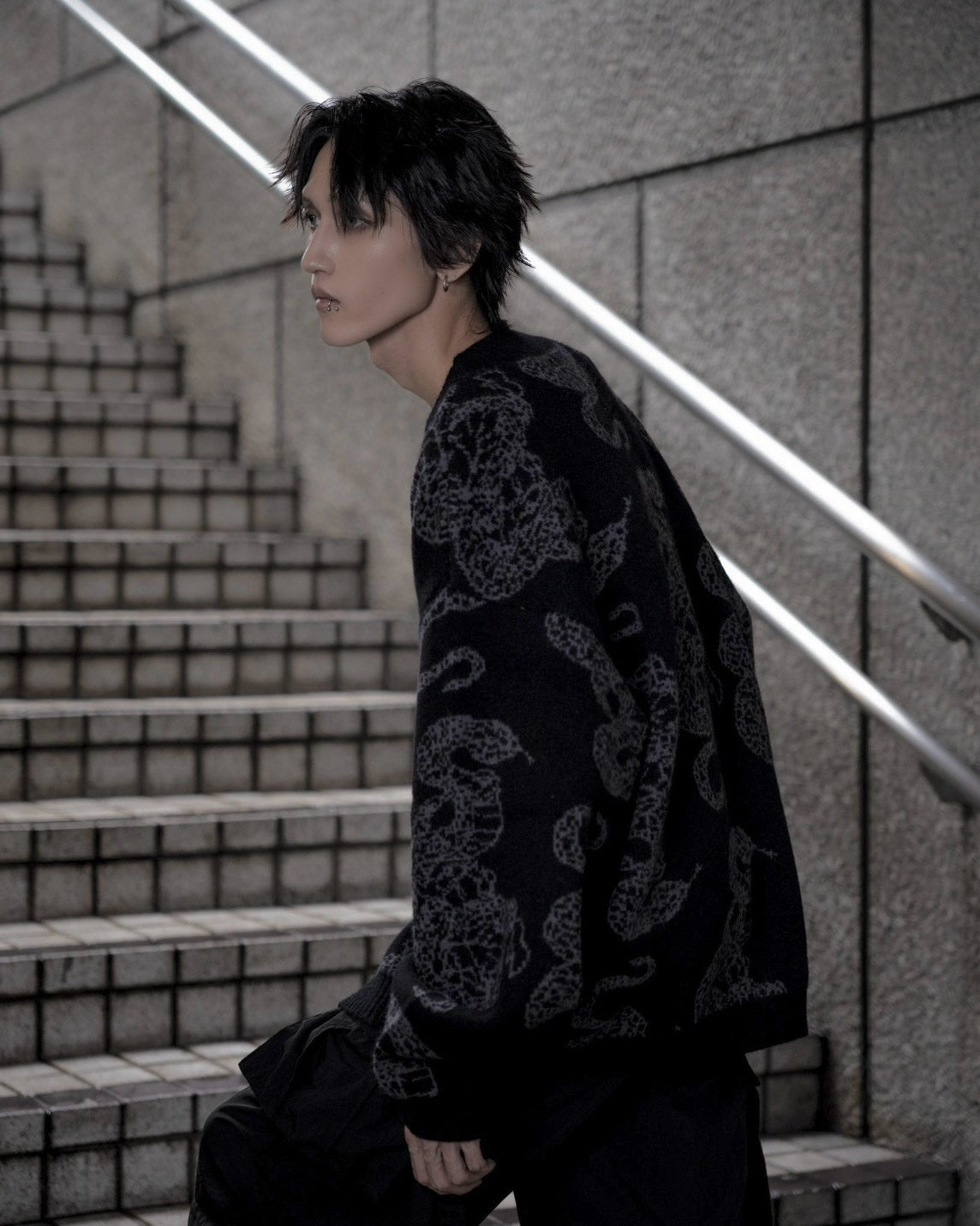 gibous snake scorpion pattern cardigan