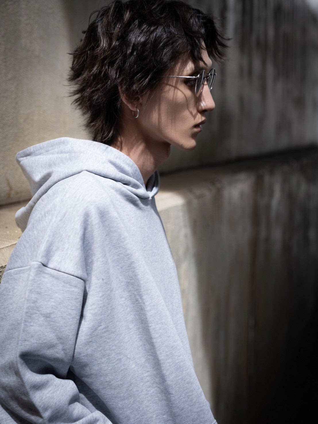 gibous G hoodie gray