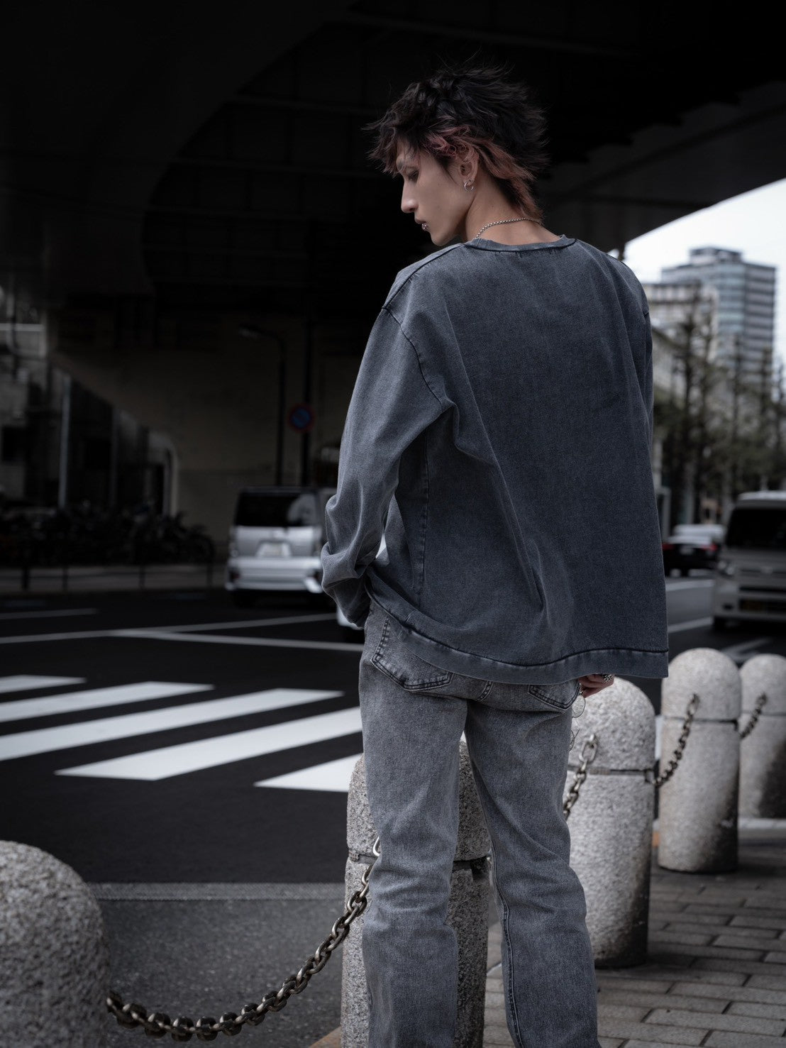 gibous powder snake cross long T shirt