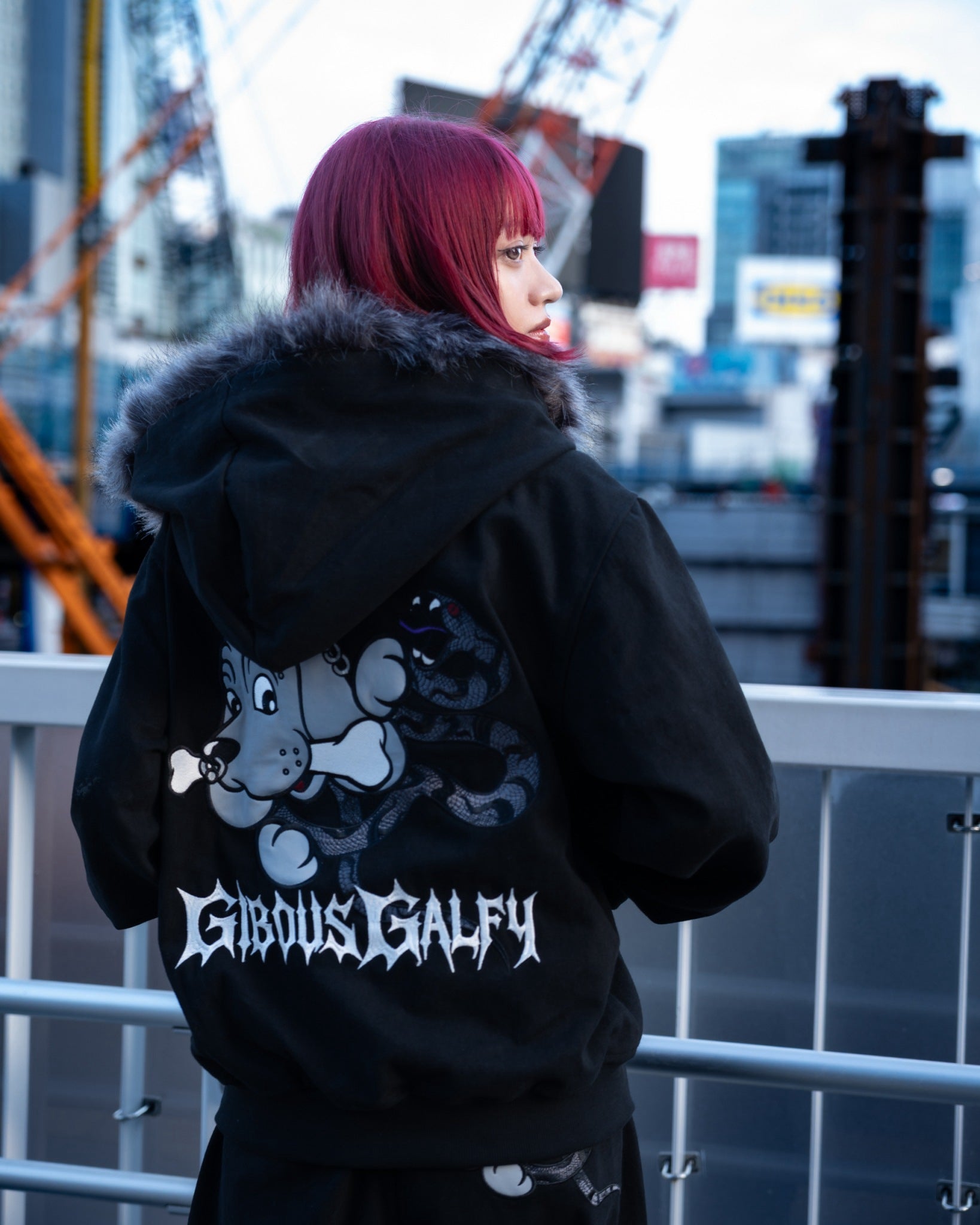 【受注生産】gibous×GALFY gothic logo centipede fur hoodie black