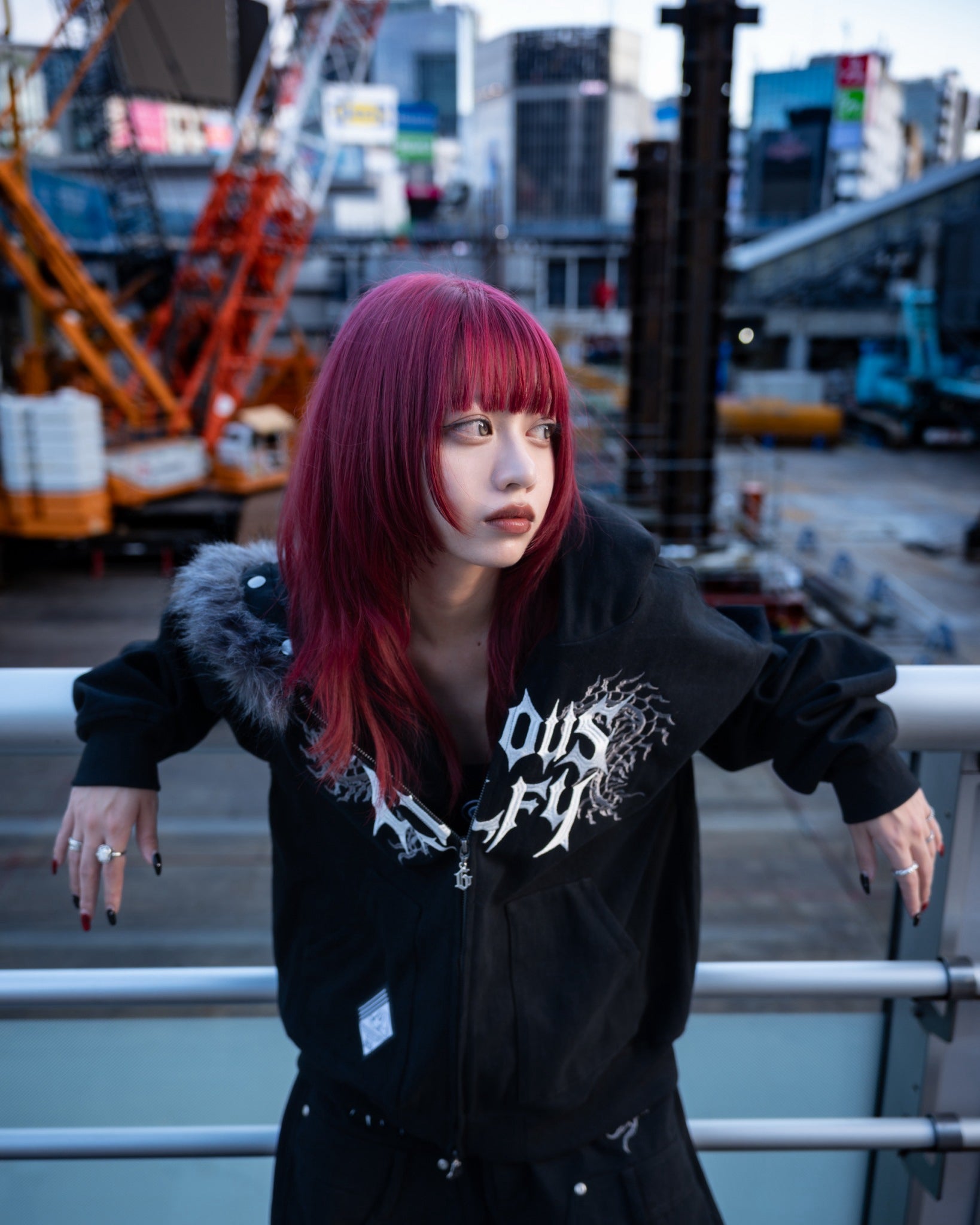 【受注生産】gibous×GALFY gothic logo centipede fur hoodie black