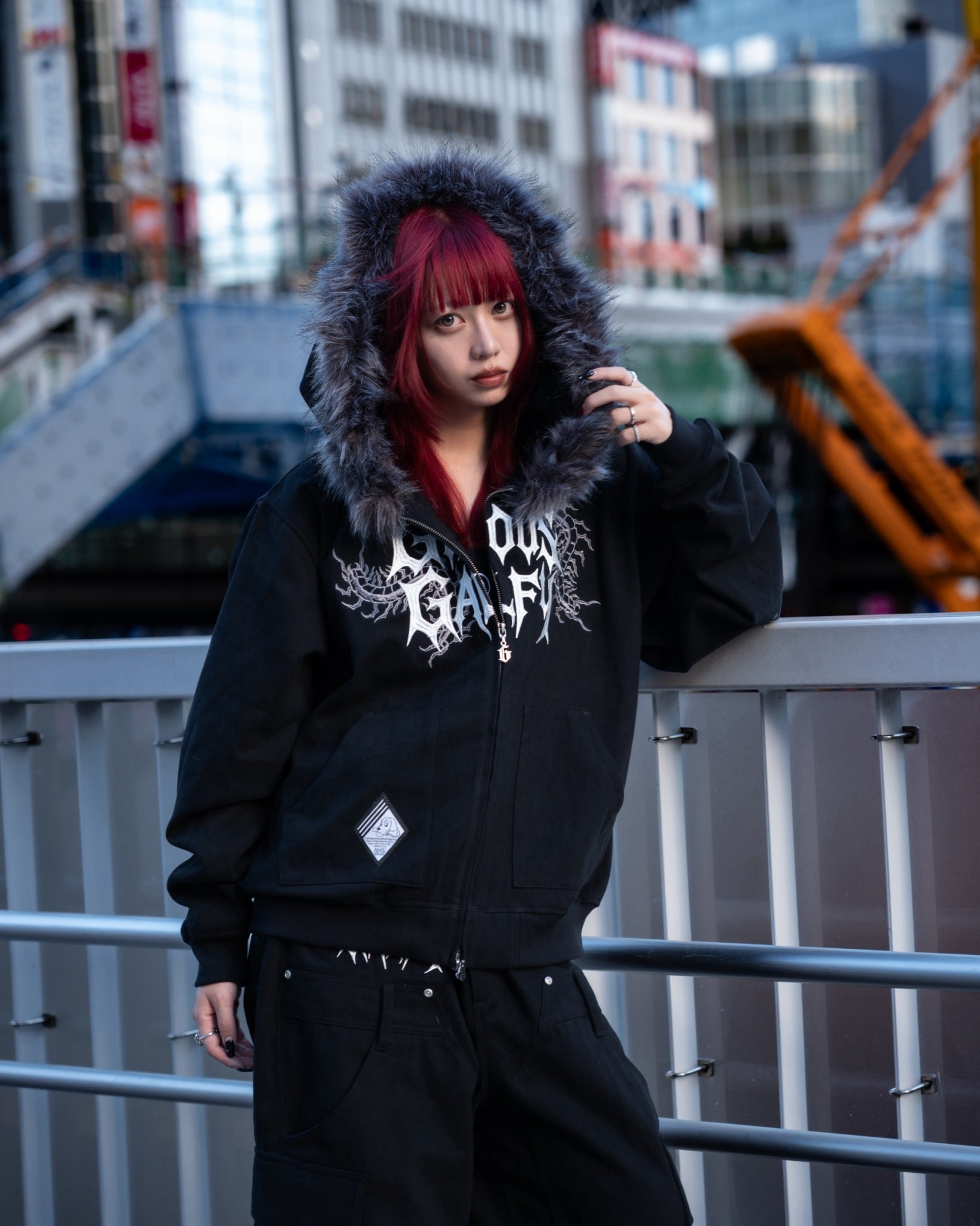【受注生産】gibous×GALFY gothic logo centipede fur hoodie black
