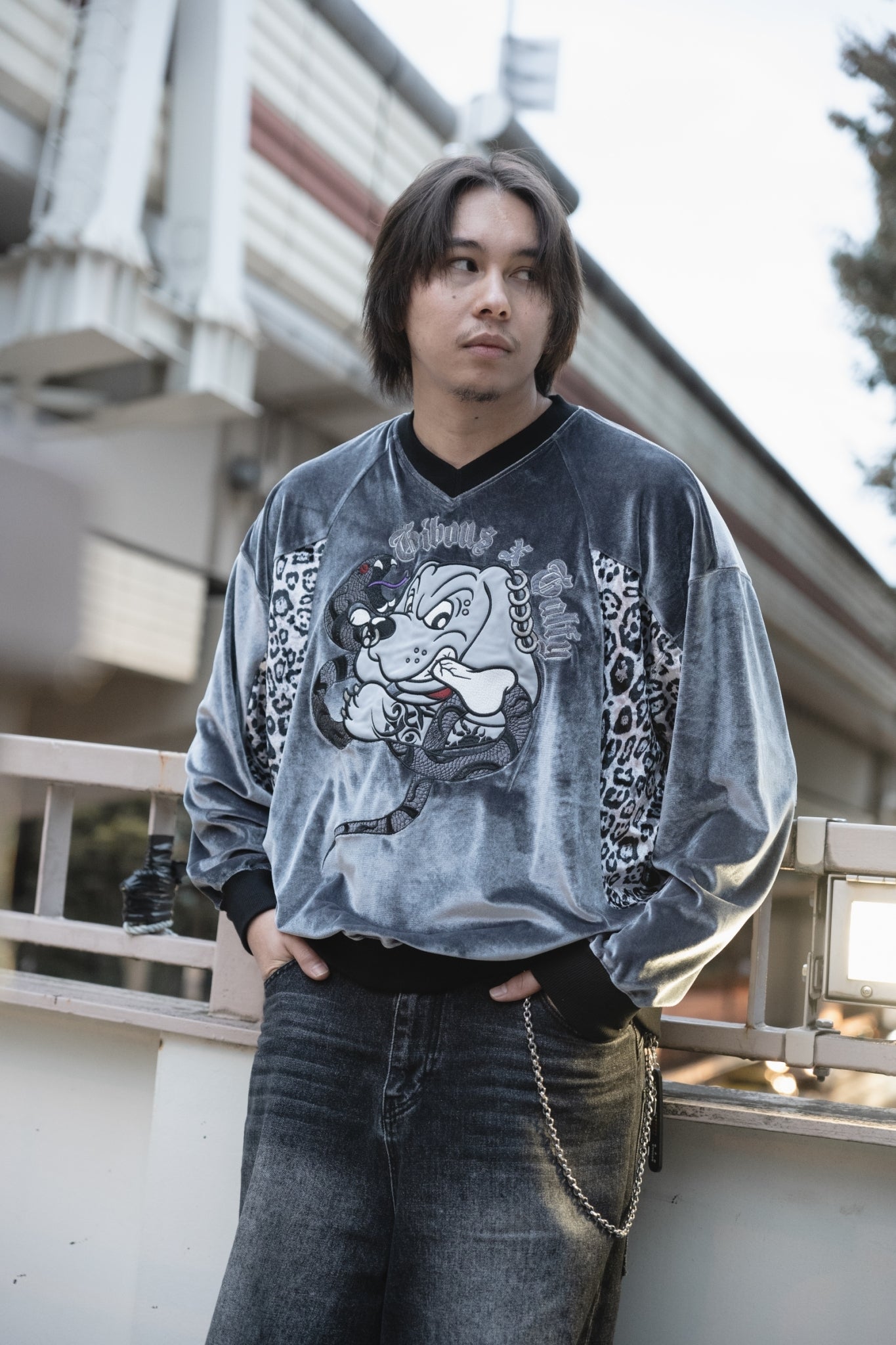 gibous×GALFY snake dog leopard velour V neck