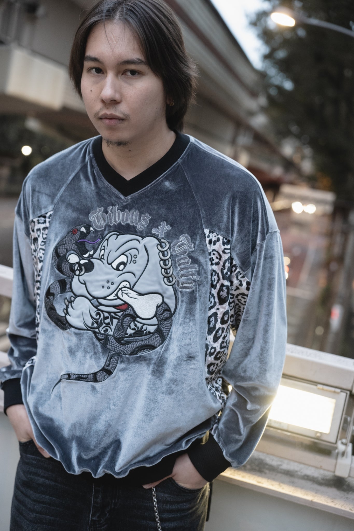 gibous×GALFY snake dog leopard velour V neck