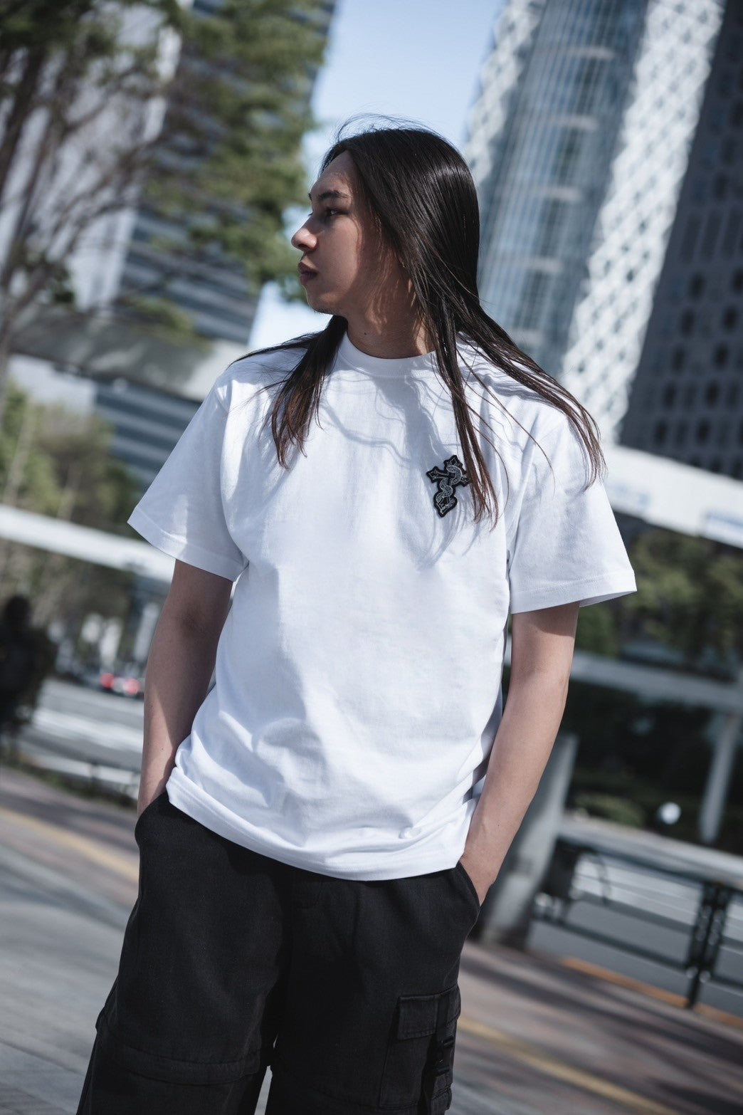 gibous×lhp cross wappen t shirt white