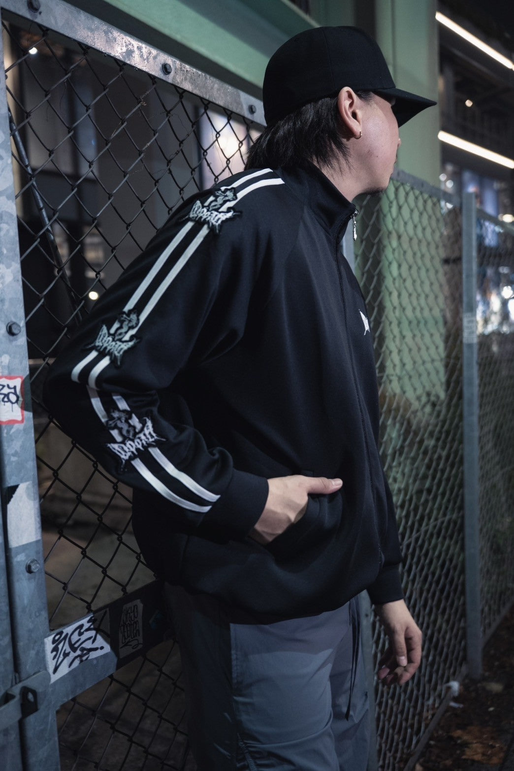 gibous×QOOZA  line wappen track jacket black (short/normal)