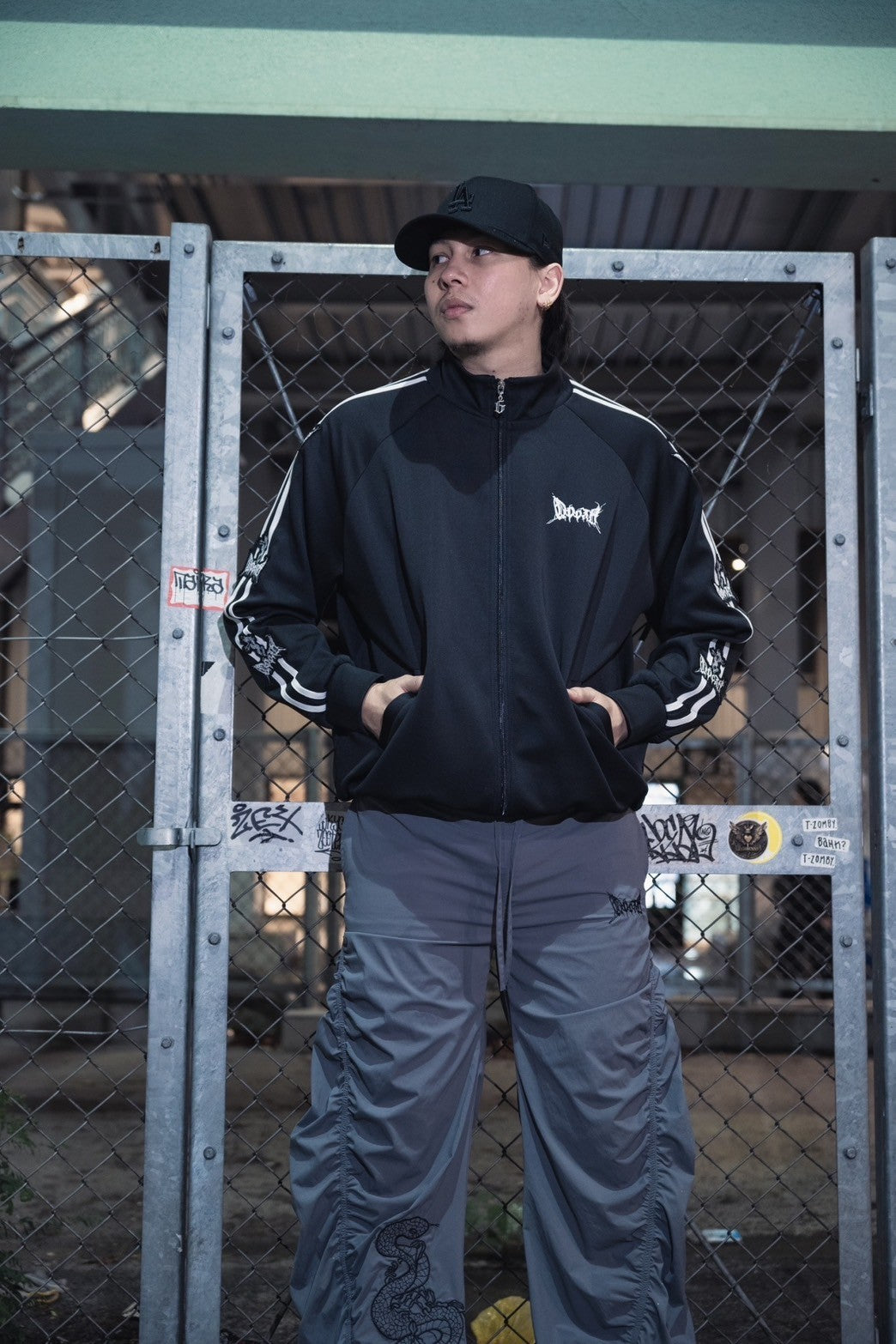 gibous×QOOZA  line wappen track jacket black (short/normal)