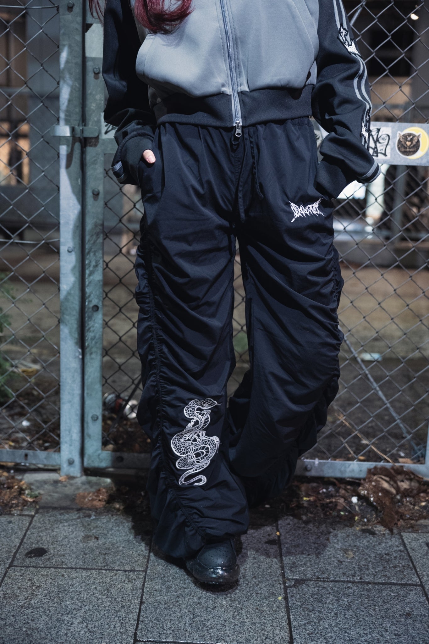 gibous×QOOZA snake scorpion gathered pants black