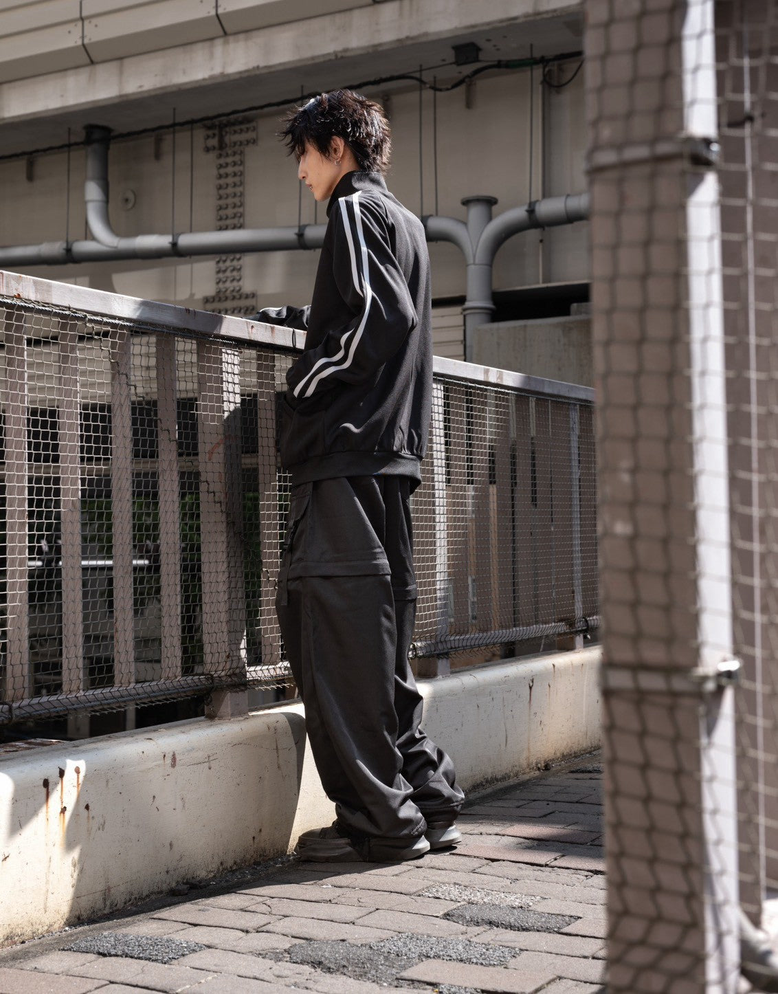 gibous centipede track jacket dark