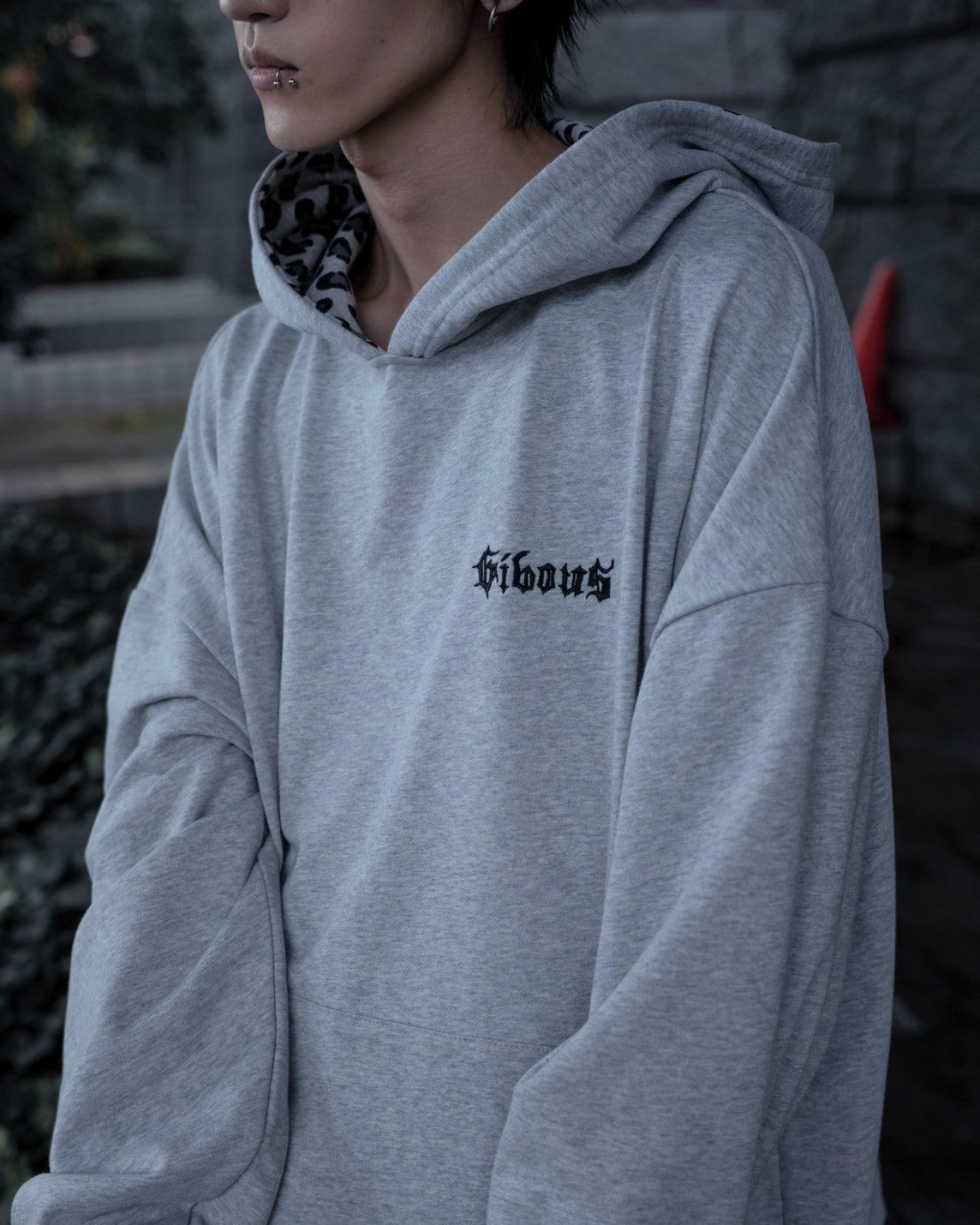 gibous gothic logo leopard print hoodie gray