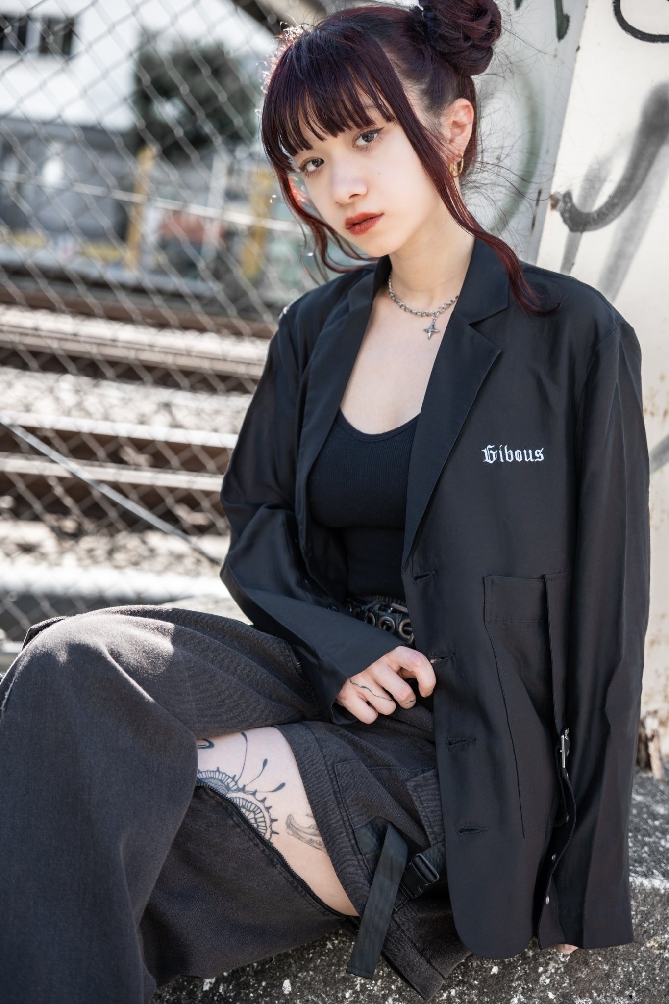 gibous see through belt jacket