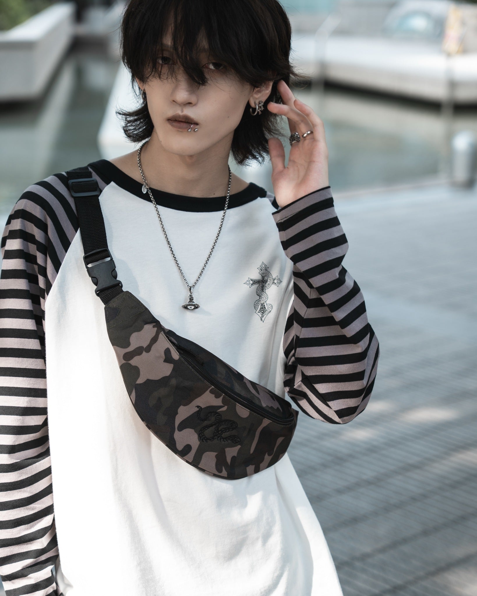 gibous skull snake waist pouch camouflage