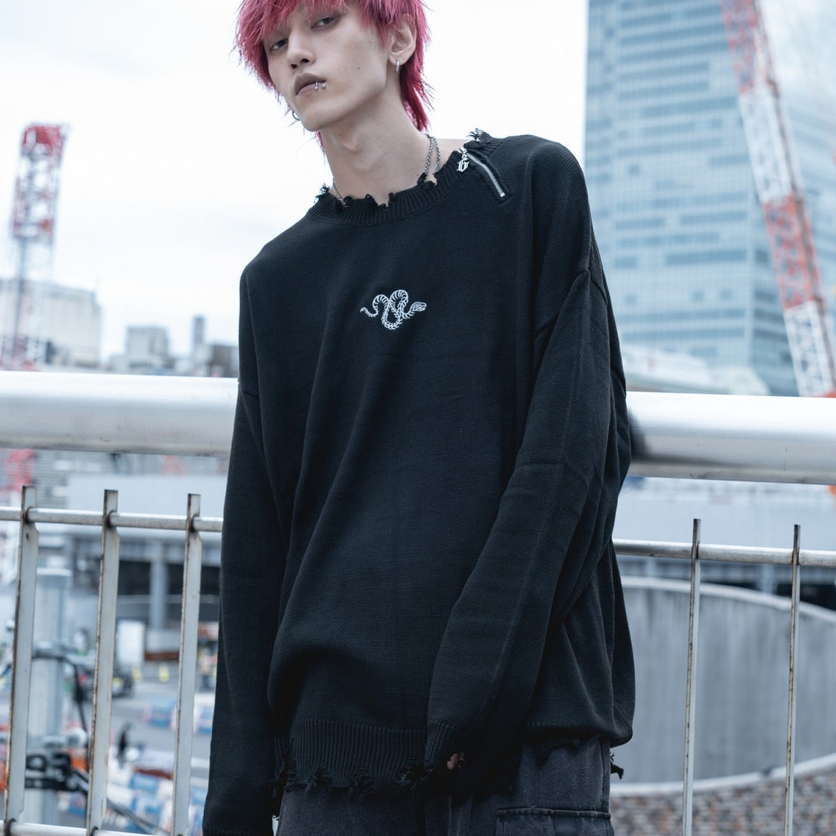 再販】gibous damage zip knit black