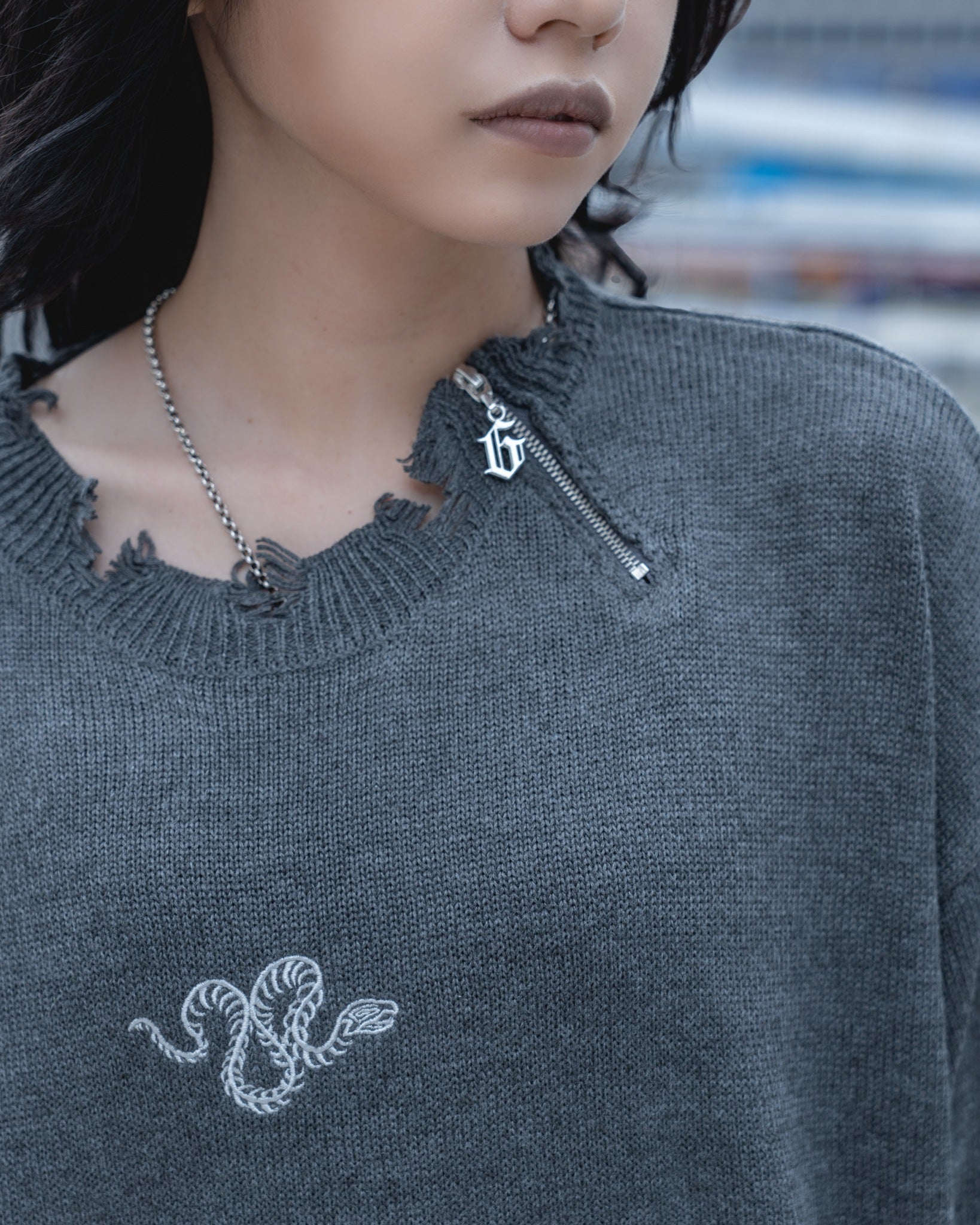 【再販】gibous damage zip knit gray