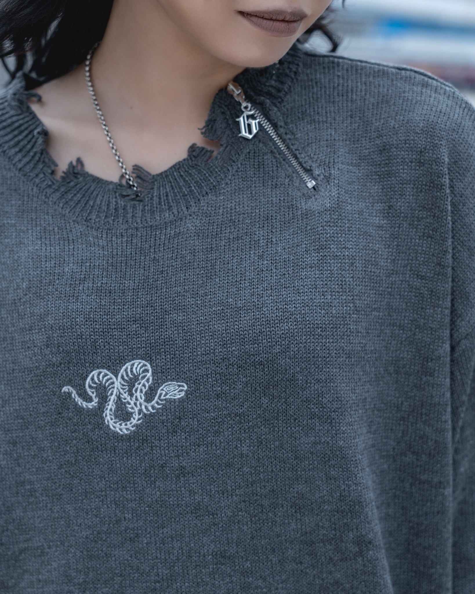 【再販】gibous damage zip knit gray