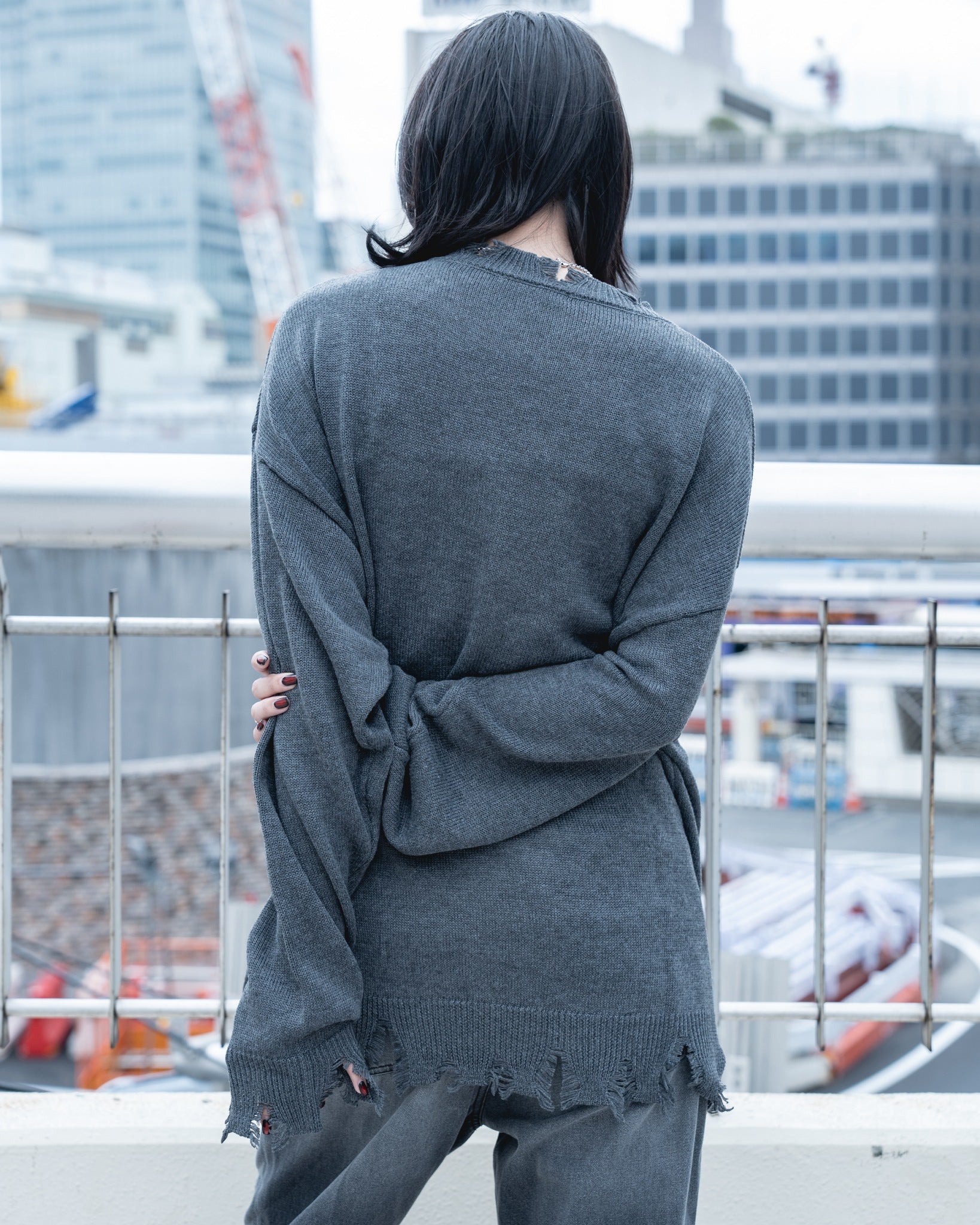 【再販】gibous damage zip knit gray