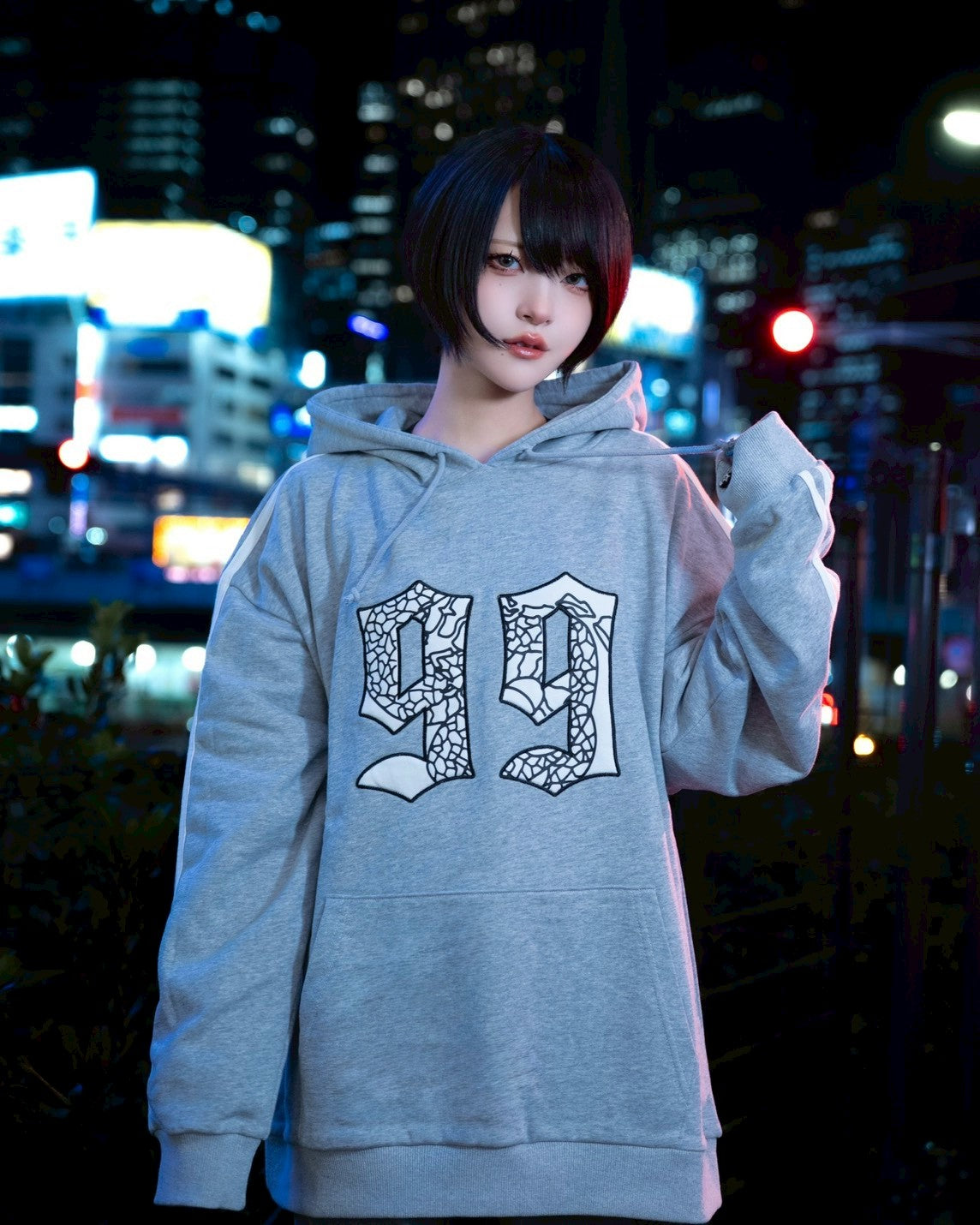 gibous velour numbering dark vneck sweatshirt gray