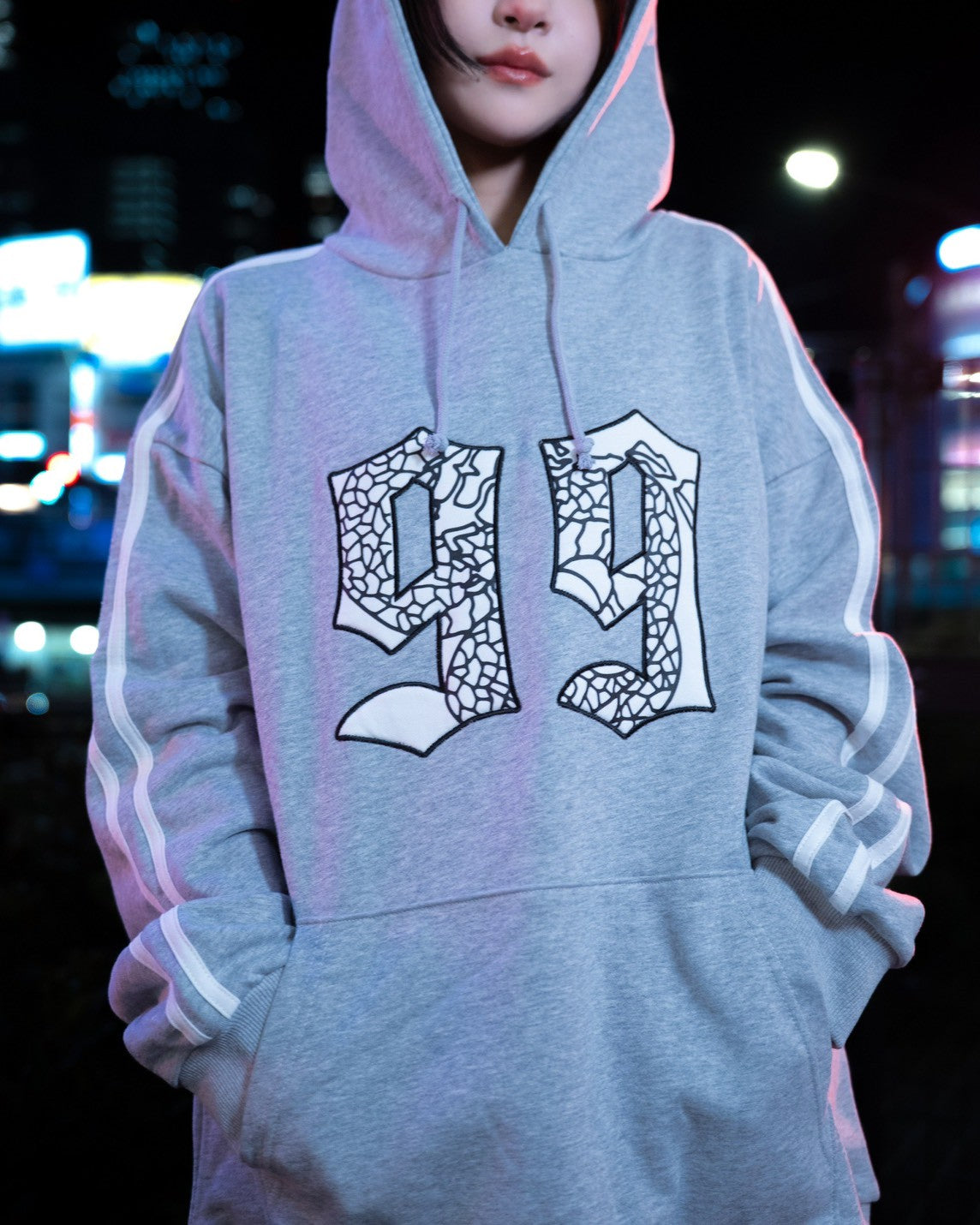 gibous velour numbering dark vneck sweatshirt gray