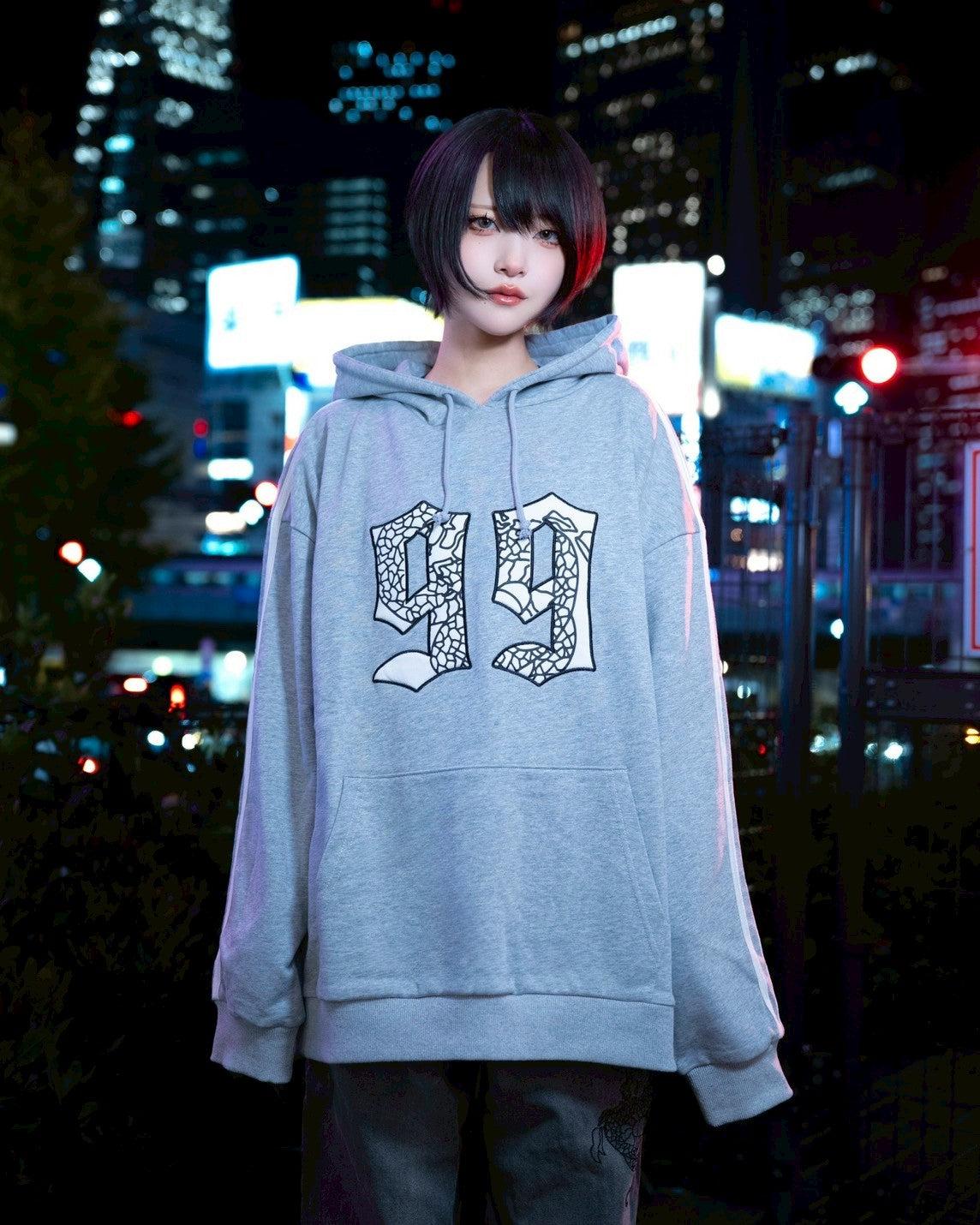 gibous velour numbering dark vneck sweatshirt gray