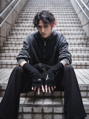 gibous damage knit arm cover