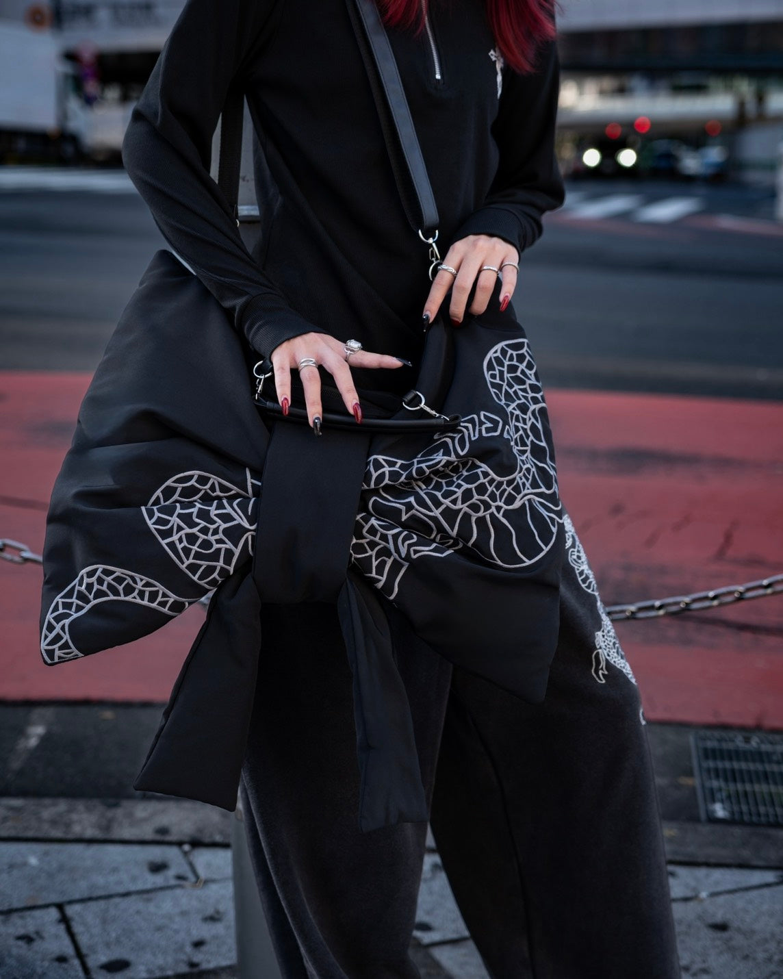 gibous snake scorpion ribbon bag