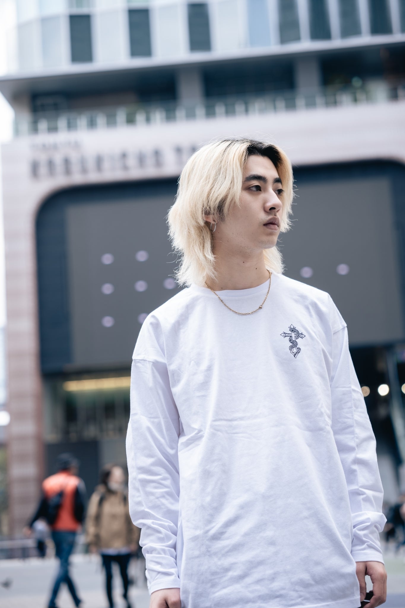 gibous snake long t shirt white