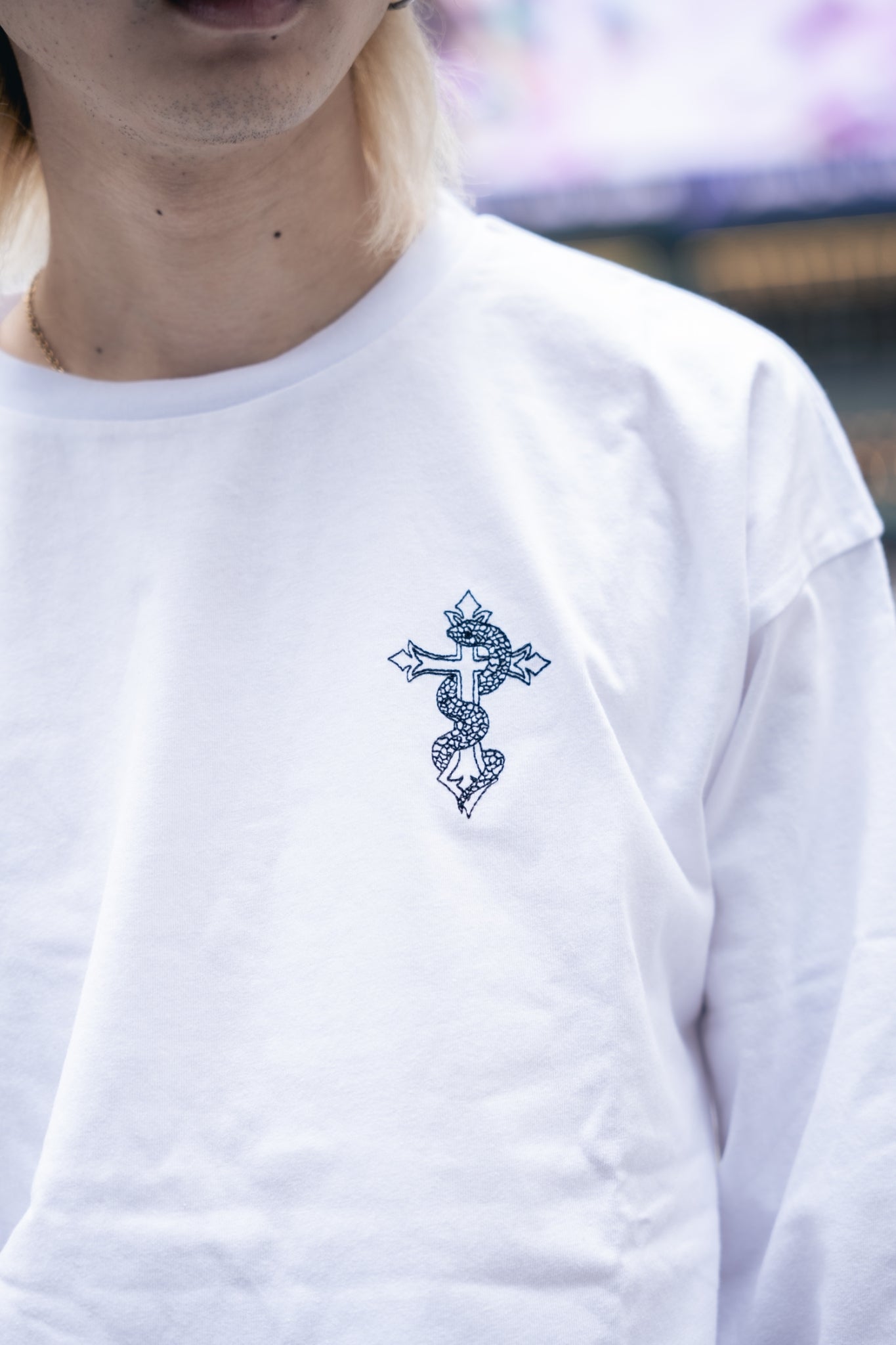 gibous snake long t shirt white