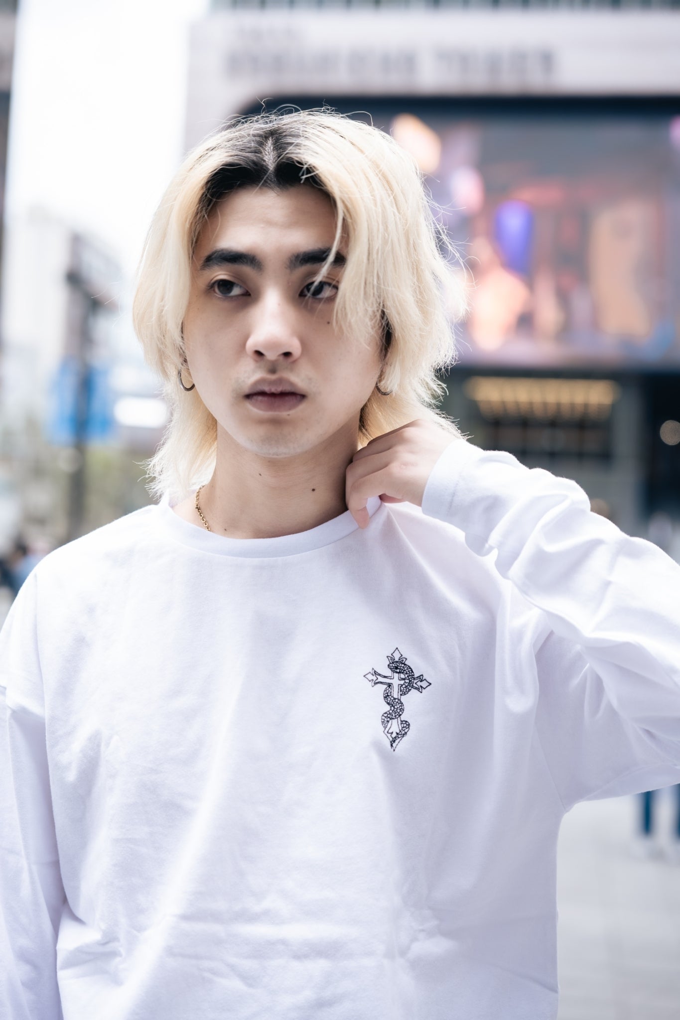 gibous snake long t shirt white