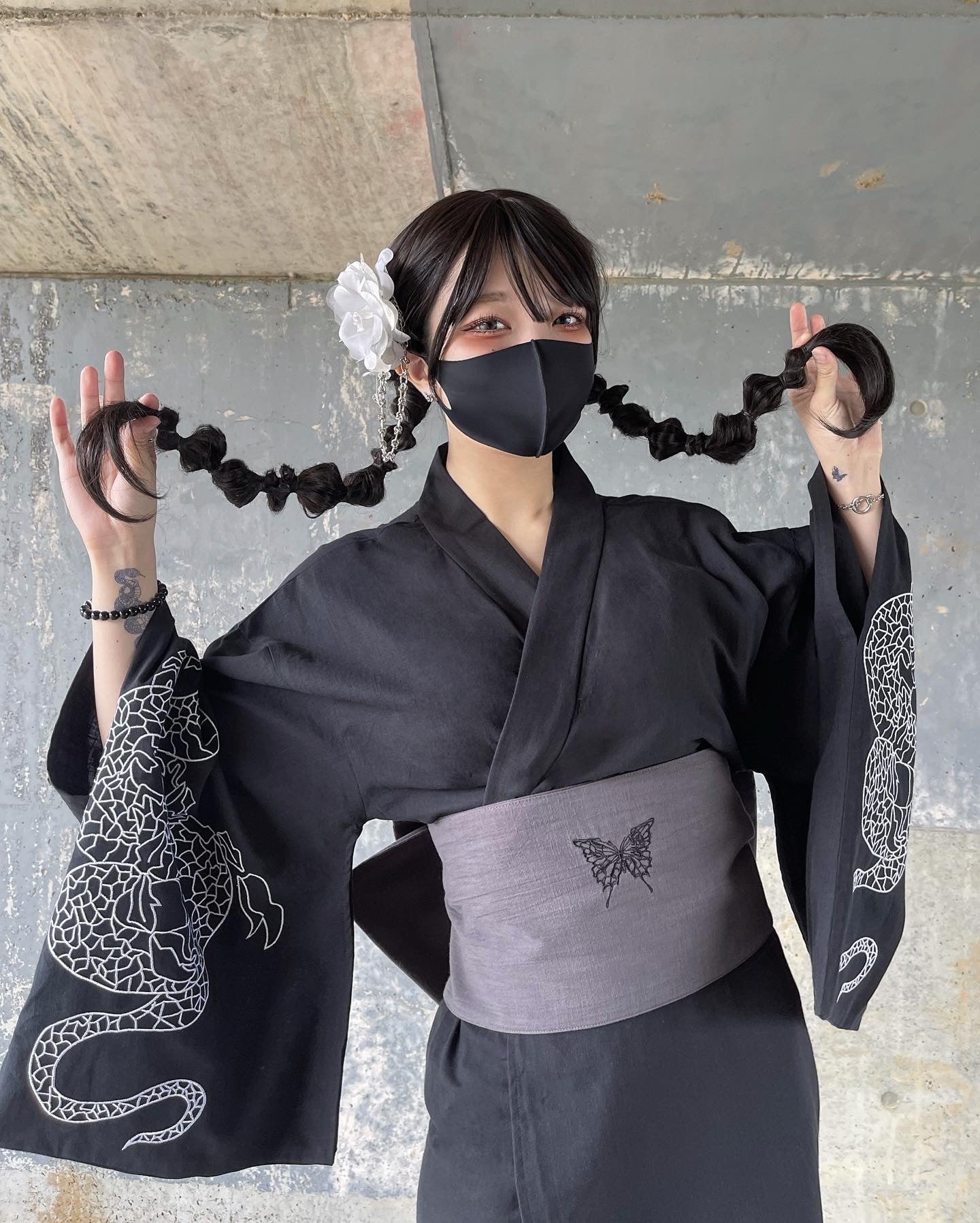 gibous dark snake yukata black