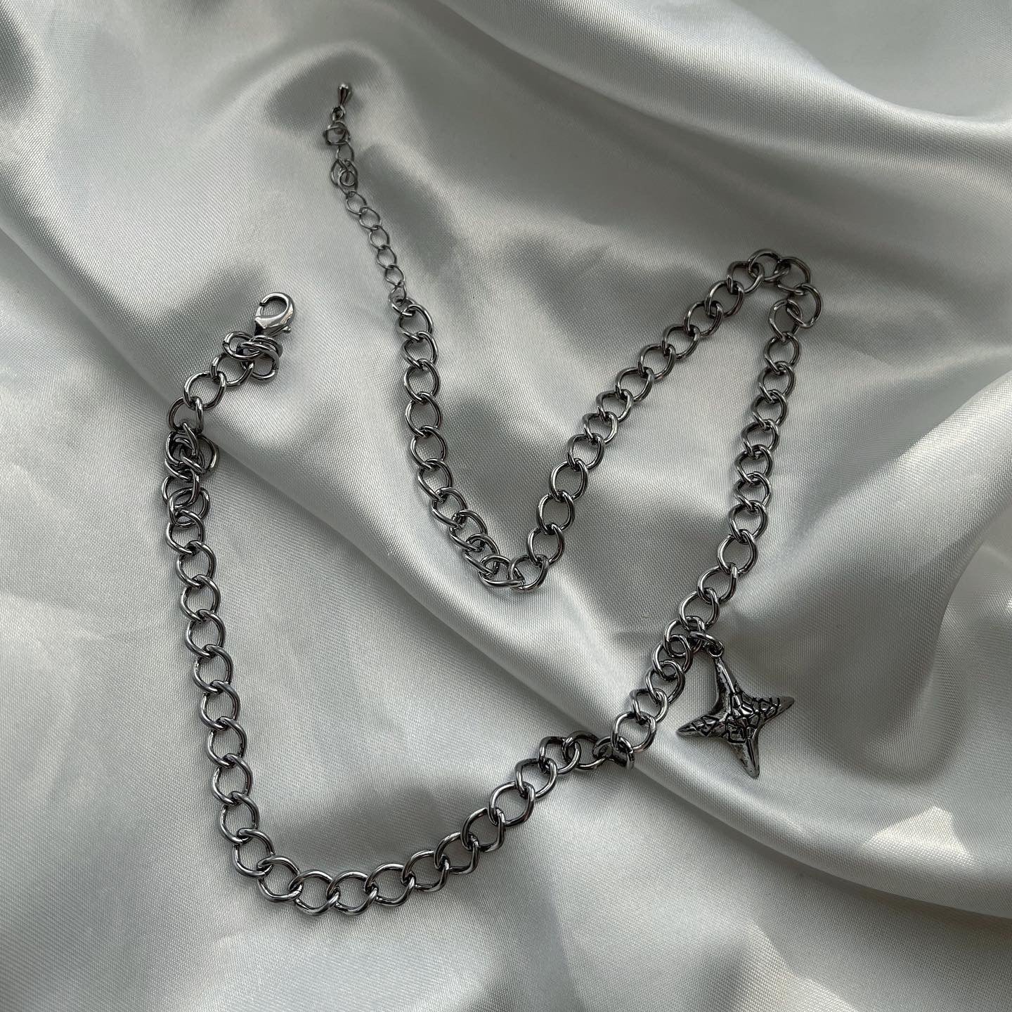 gibous snake star necklace