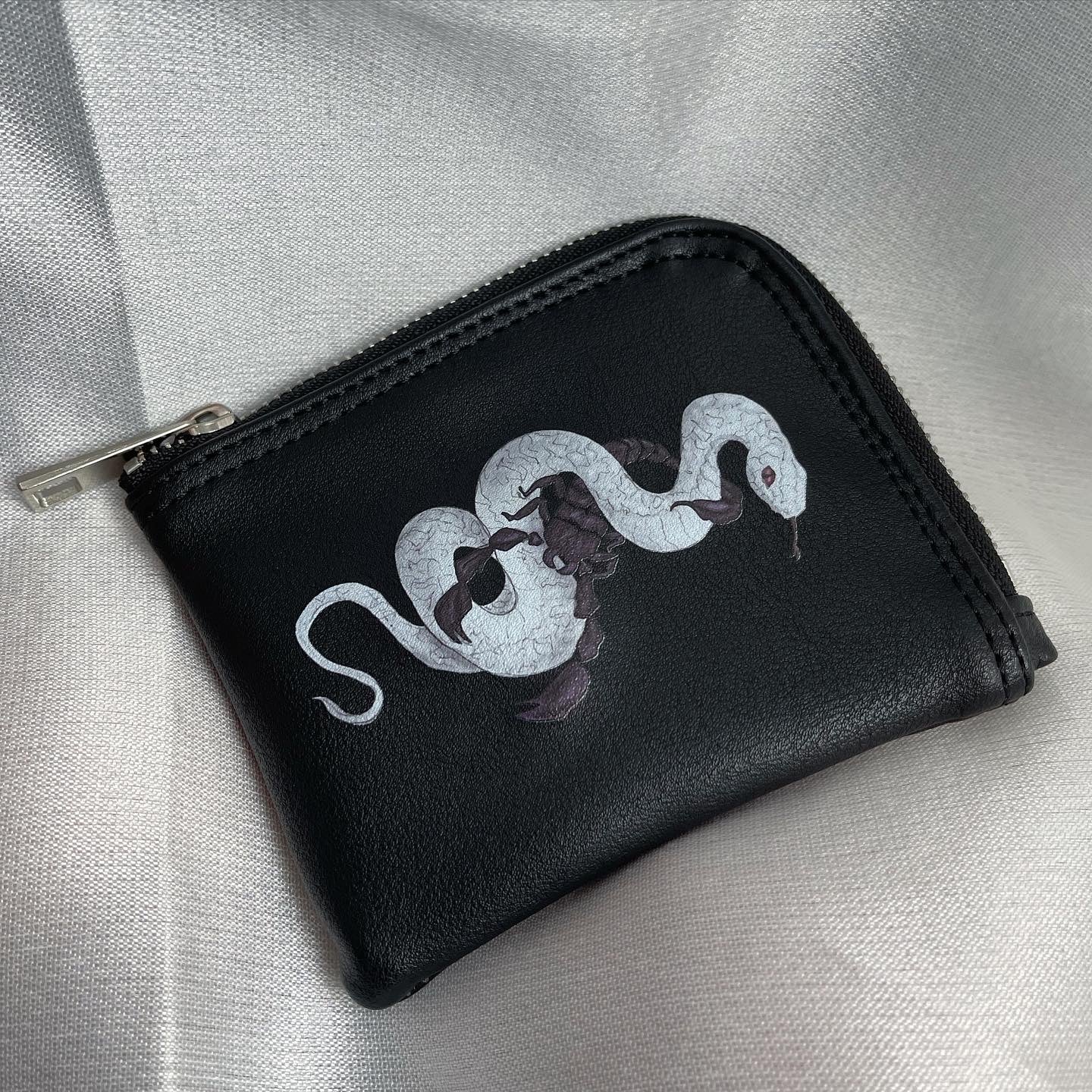 gibous snake scorpion wallet