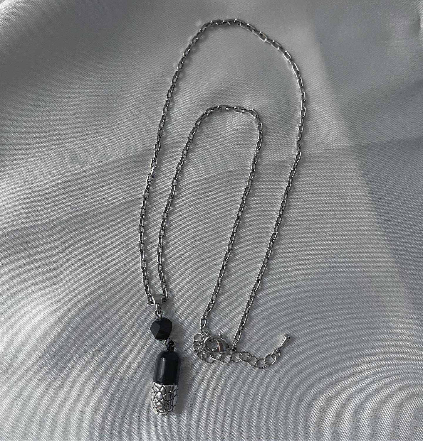 【再販】gibous snake medicine necklace